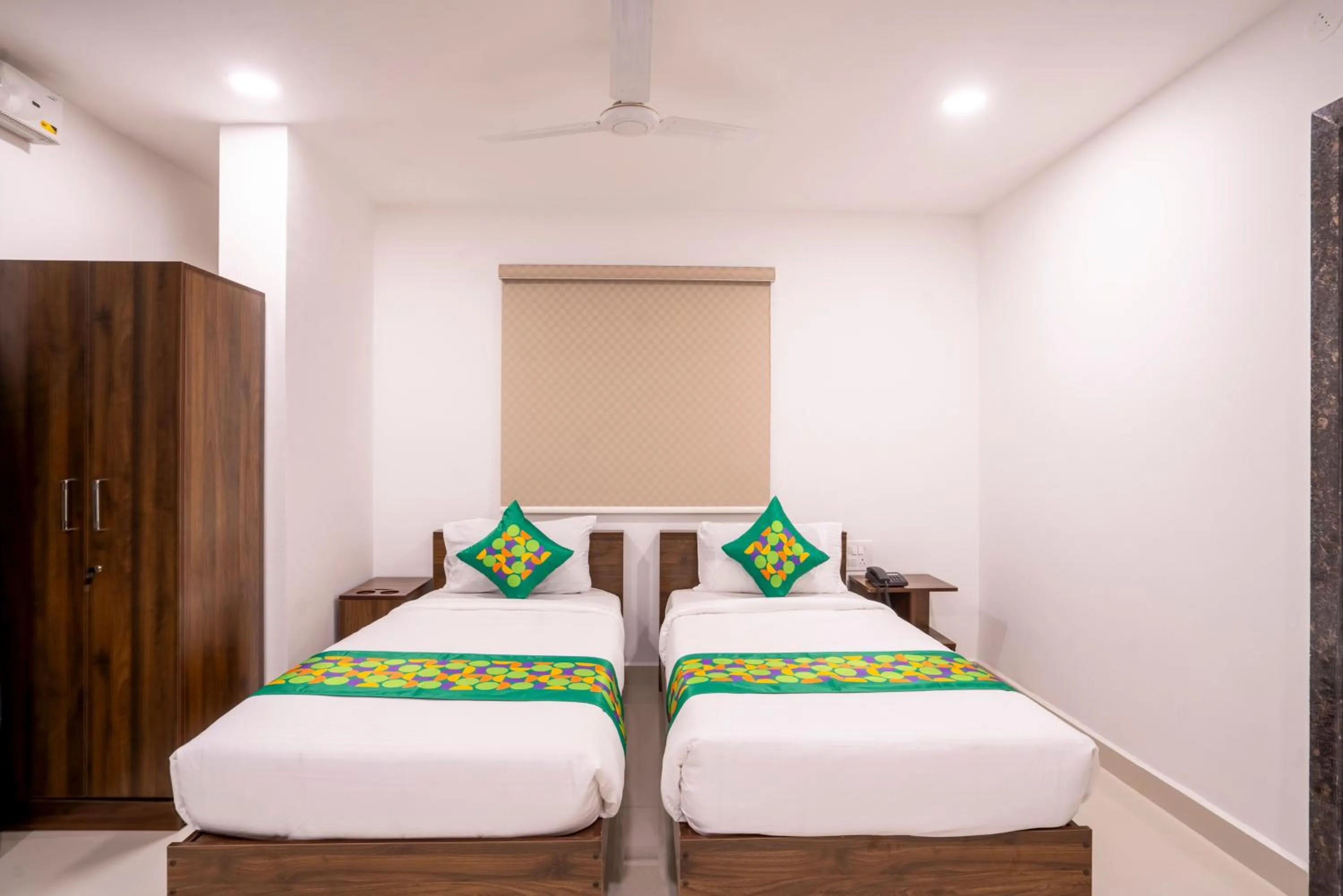 Bedroom, Bed in Treebo De Alphabet Gachibowli