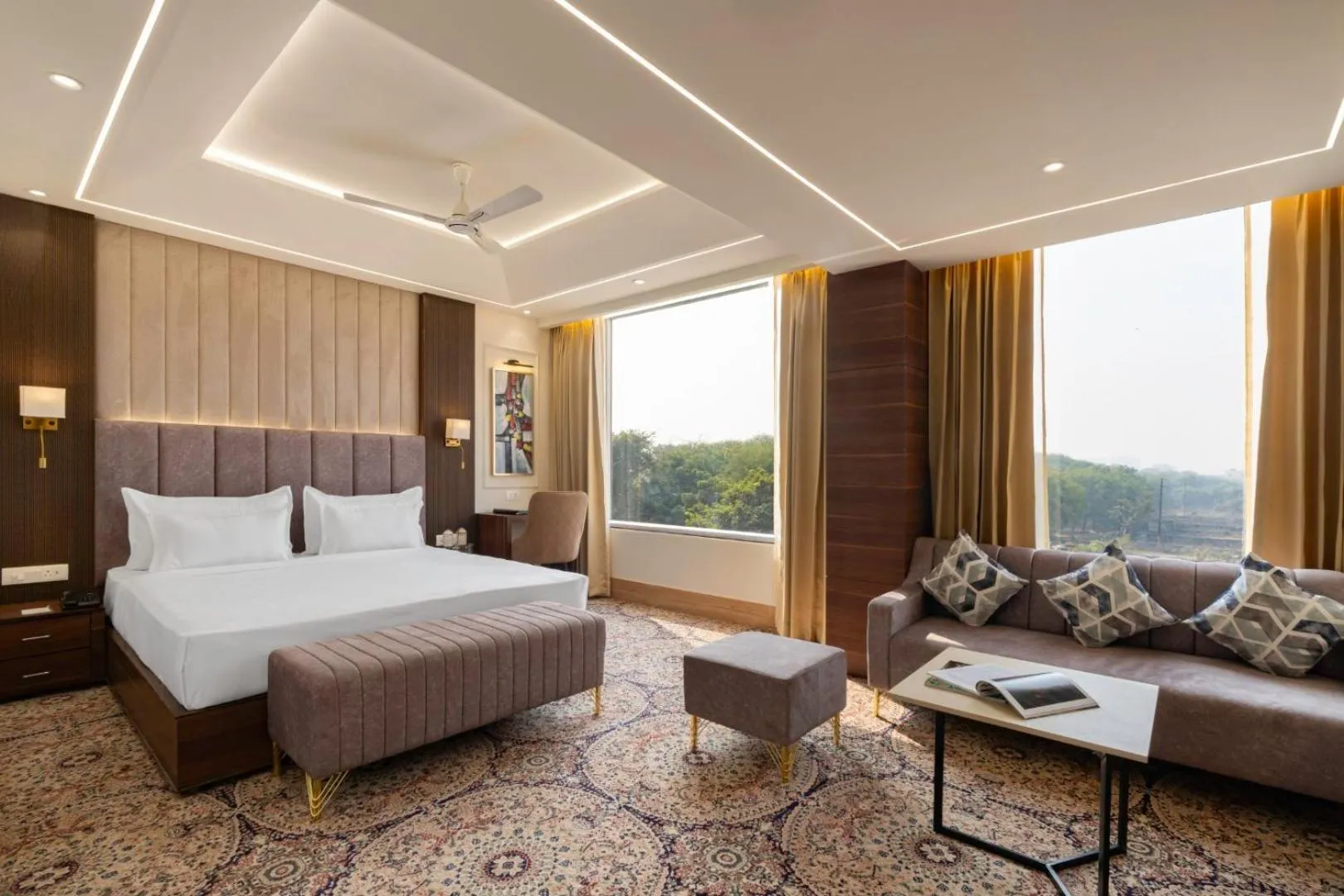 Bedroom in Clarks Inn Suites Agra Near Tajmahal