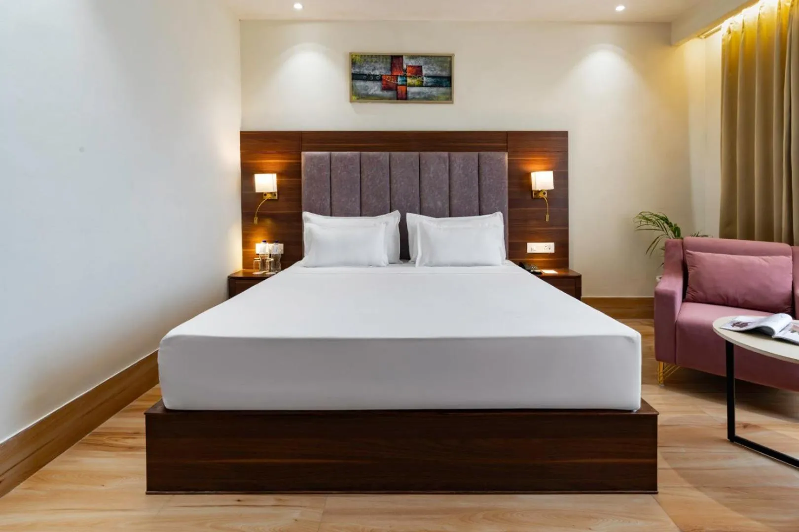 Clarks Inn Suites Agra Near Tajmahal