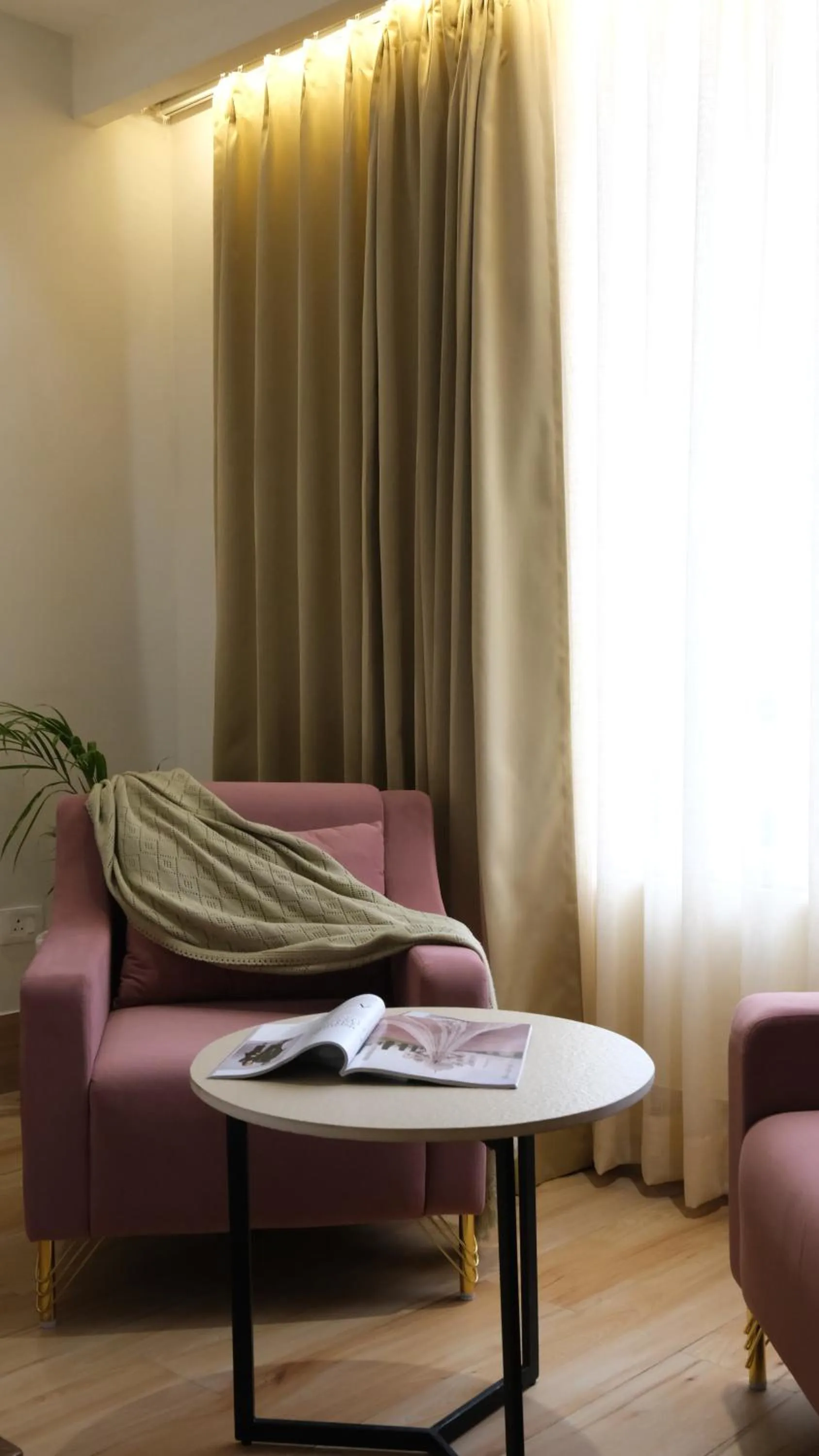 Clarks Inn Suites Agra Near Tajmahal