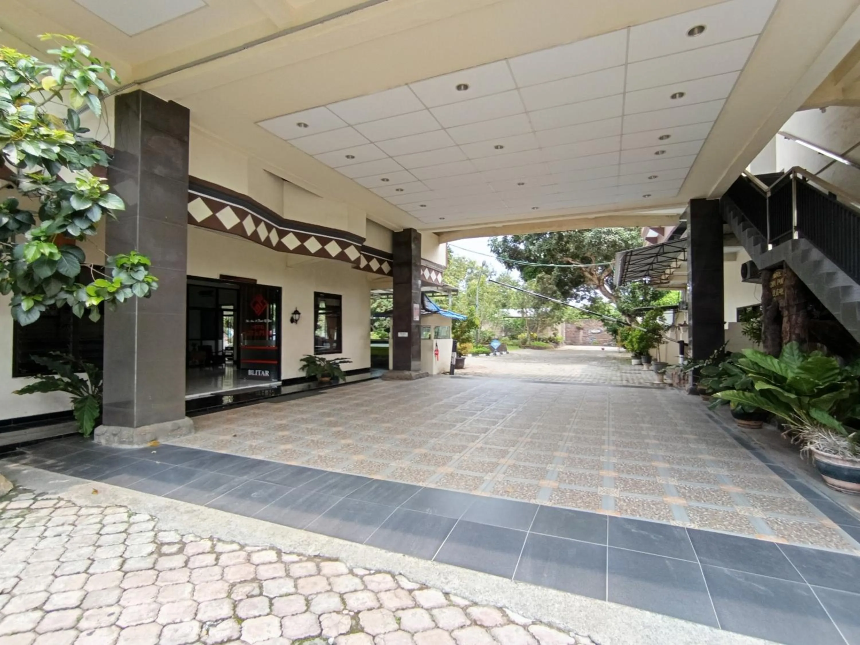 Facade/entrance in Gita Puri RedPartner Blitar