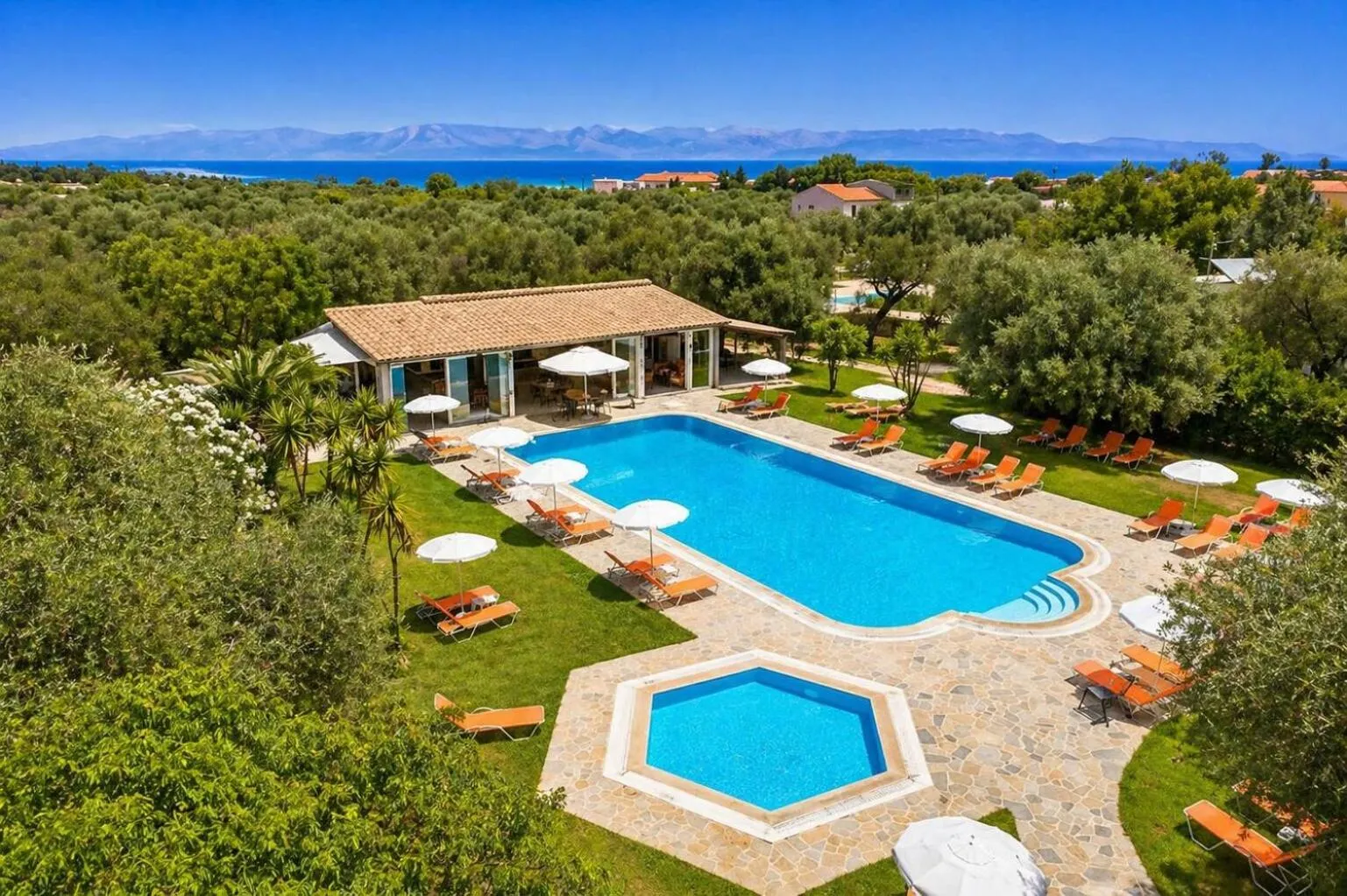 Swimming pool in Kosmas Apartments