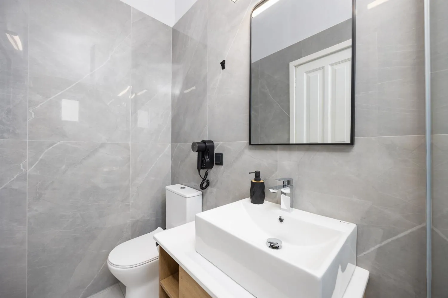 Bathroom in Kosmas Apartments