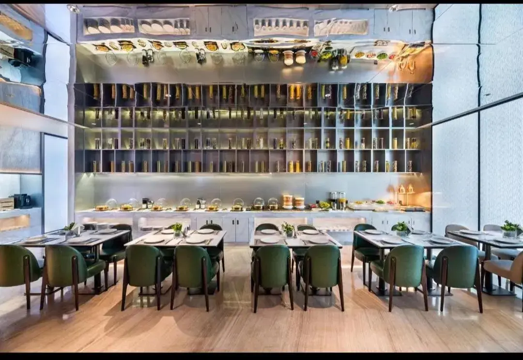 Restaurant/places to eat in Orange crystal Shanghai Lujiazui Expo Center Restaurant/places to eat in Orange crystal Shanghai Lujiazui Expo Center