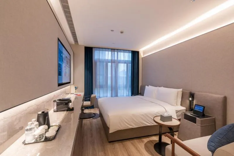 TV and multimedia, Bed in Orange crystal Shanghai Lujiazui Expo Center