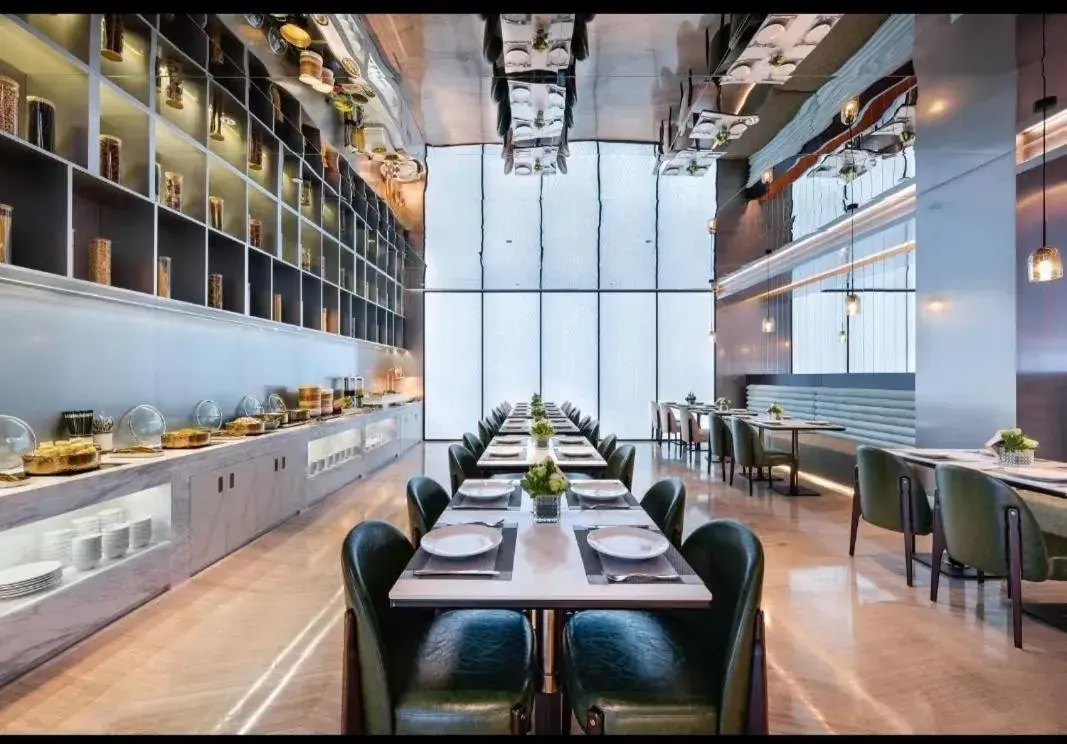 Restaurant/places to eat in Orange crystal Shanghai Lujiazui Expo Center Restaurant/places to eat in Orange crystal Shanghai Lujiazui Expo Center