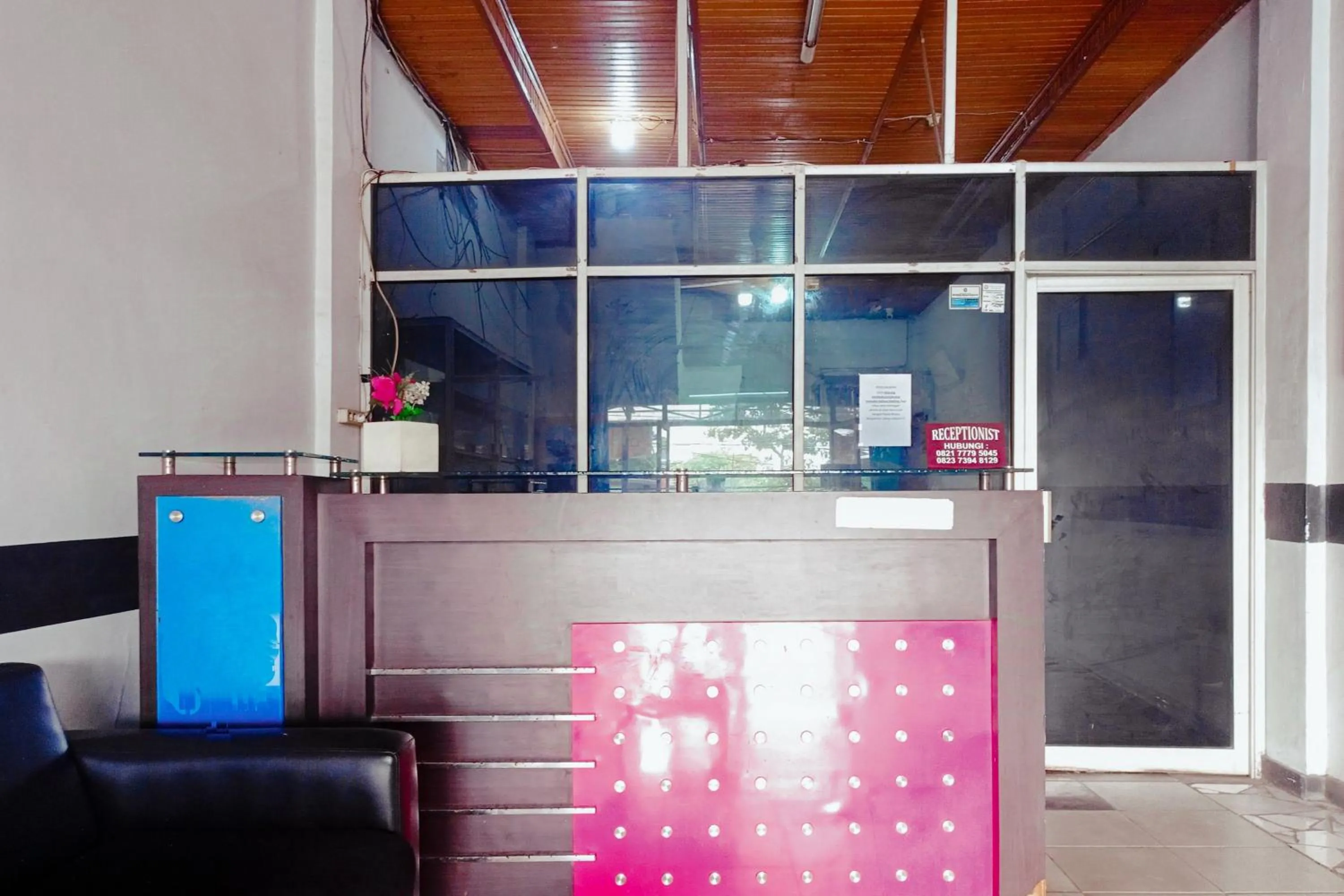 RedDoorz at Hotel Island Bengkulu
