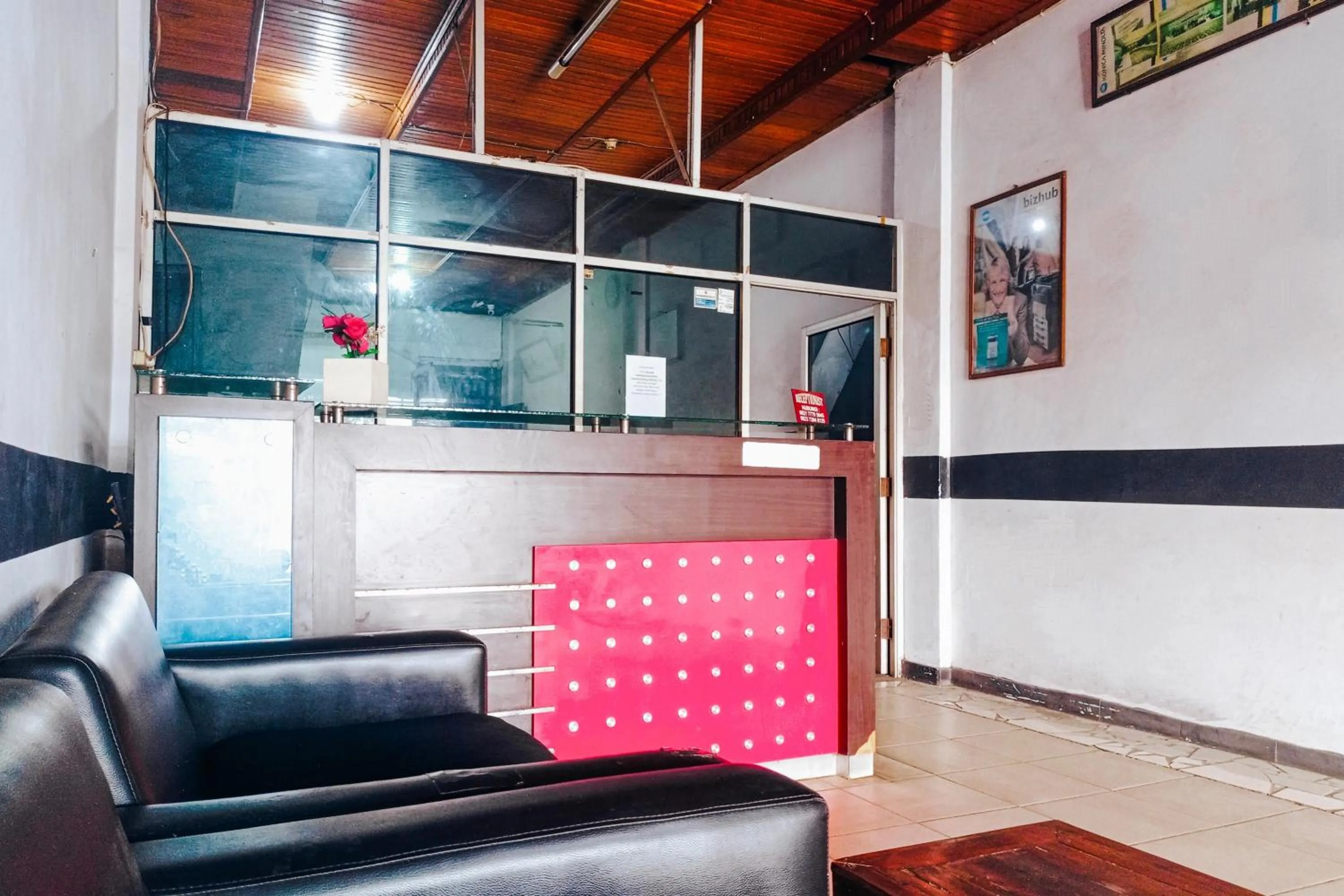 RedDoorz at Hotel Island Bengkulu