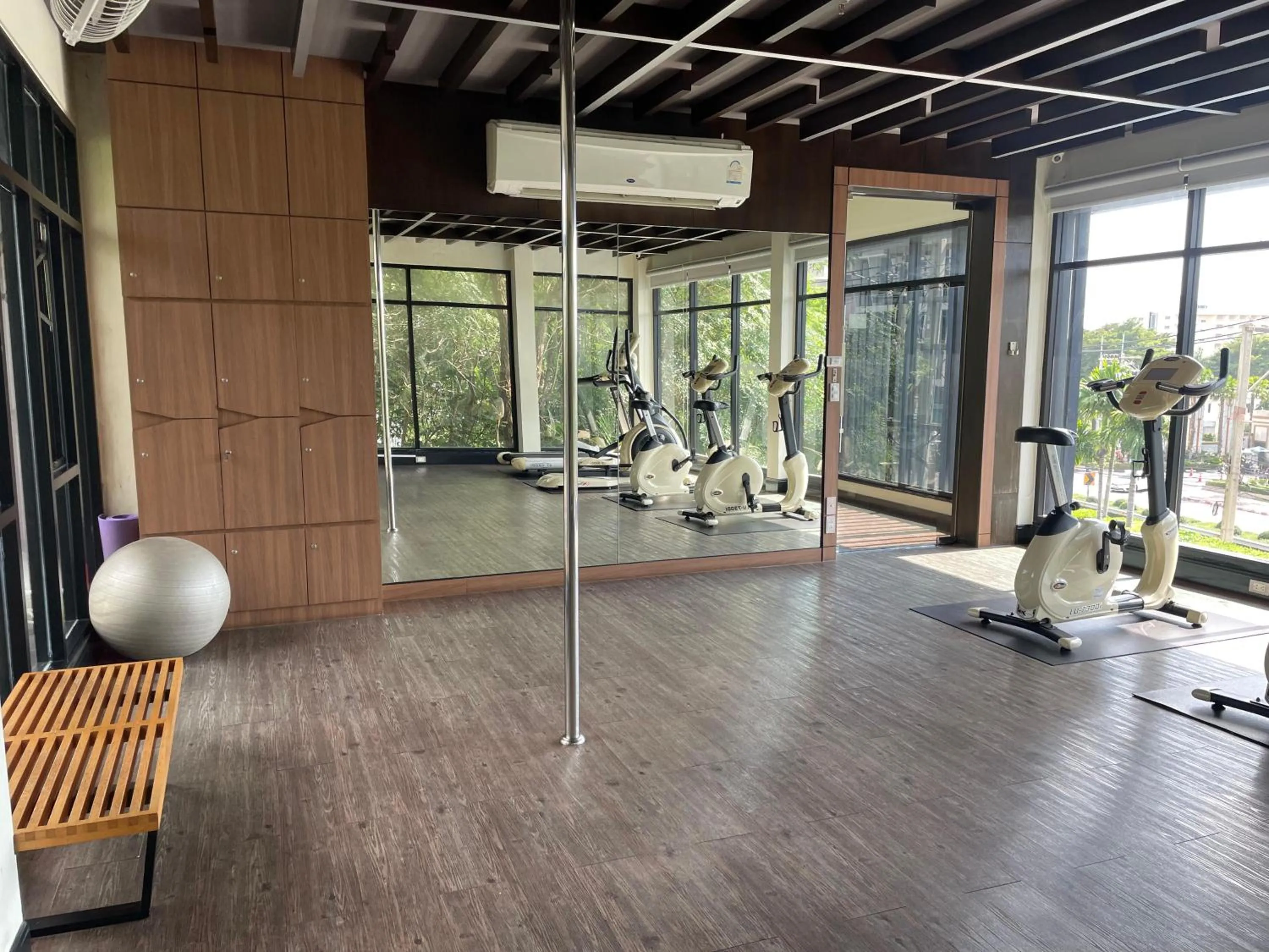 Fitness centre/facilities in Dusit Grand Condo View