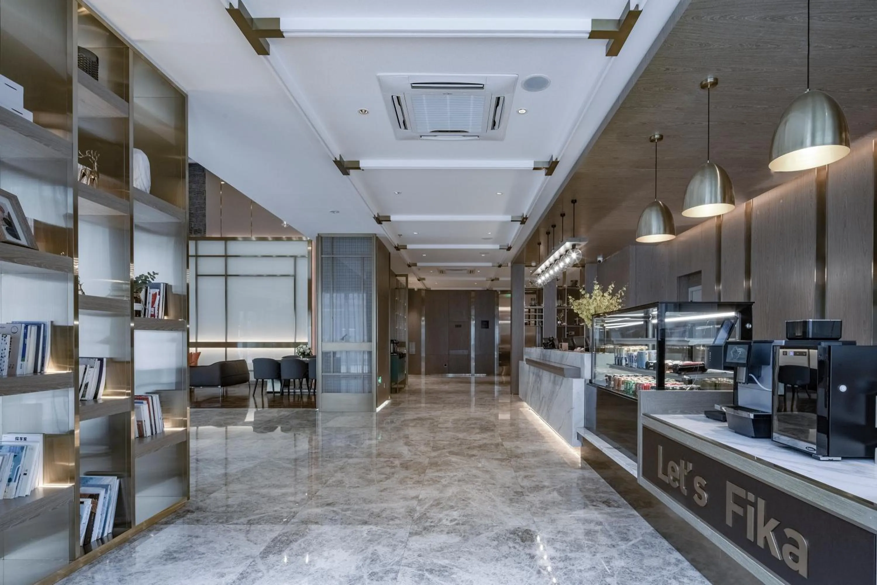 Lobby or reception in Lijiang Old Town Echarm Plus Hotel