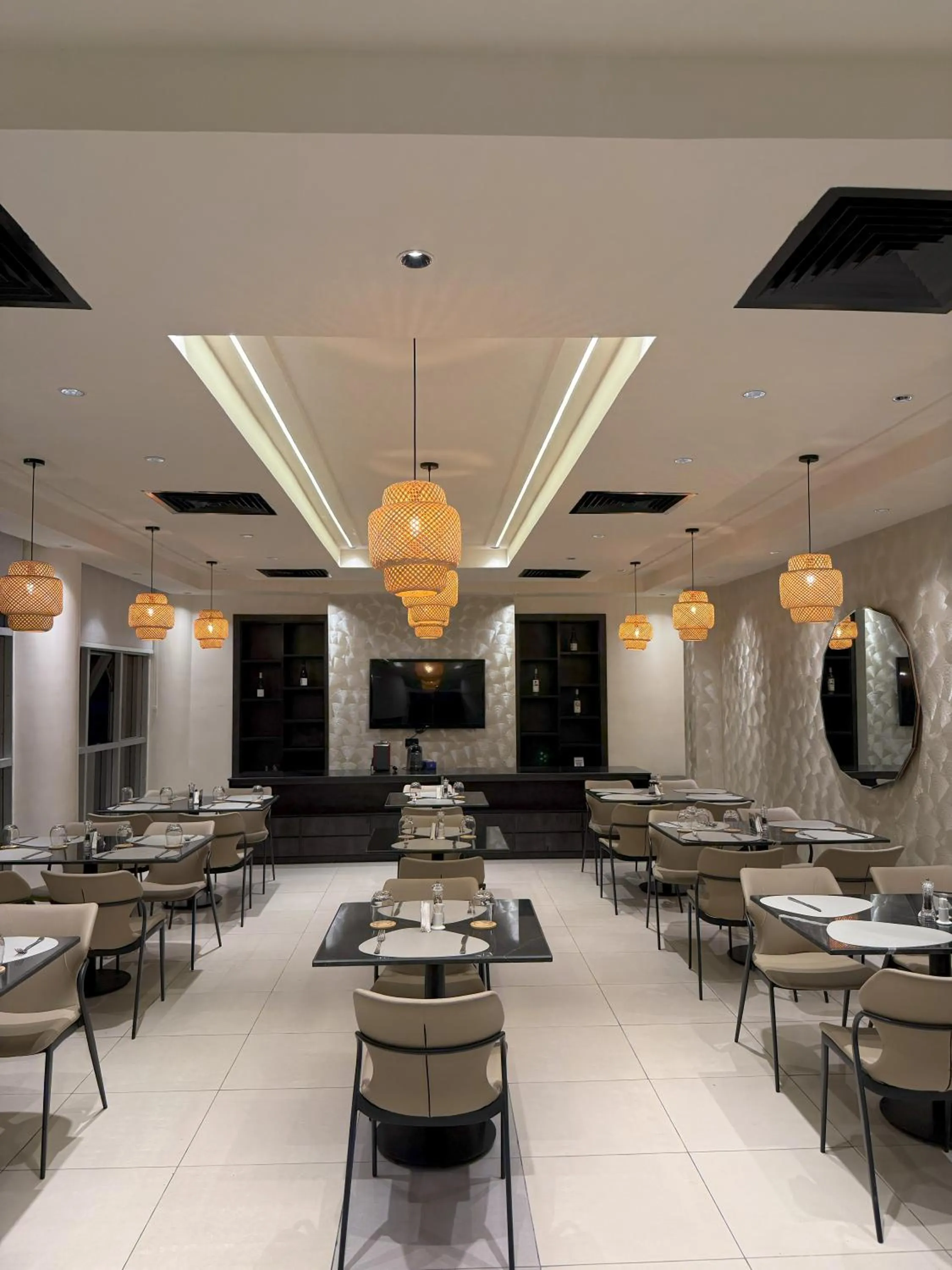 Restaurant/places to eat in George Residence TLC