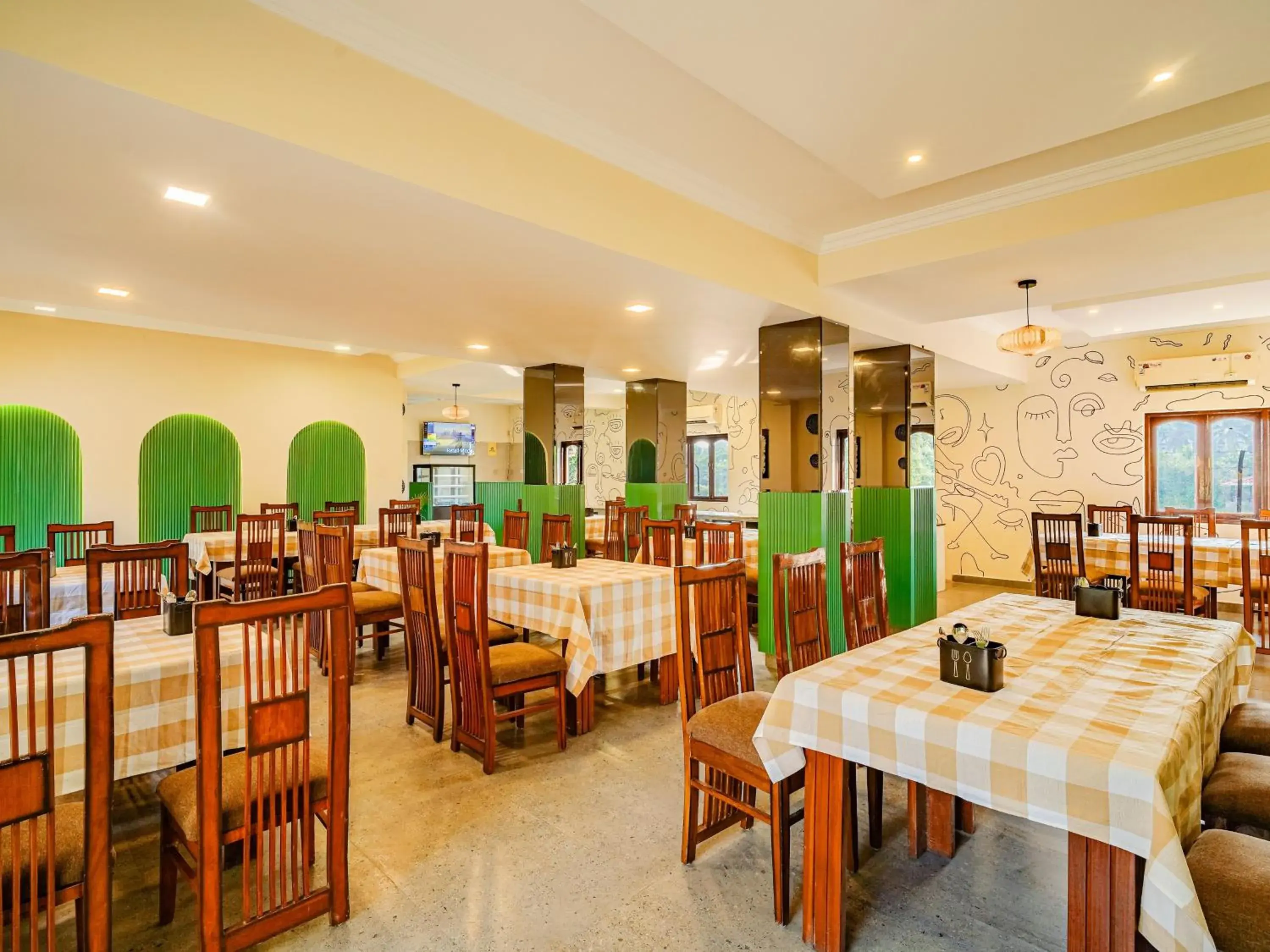 Restaurant/places to eat in The Hosteller Goa, Anjuna Restaurant/places to eat in The Hosteller Goa, Anjuna