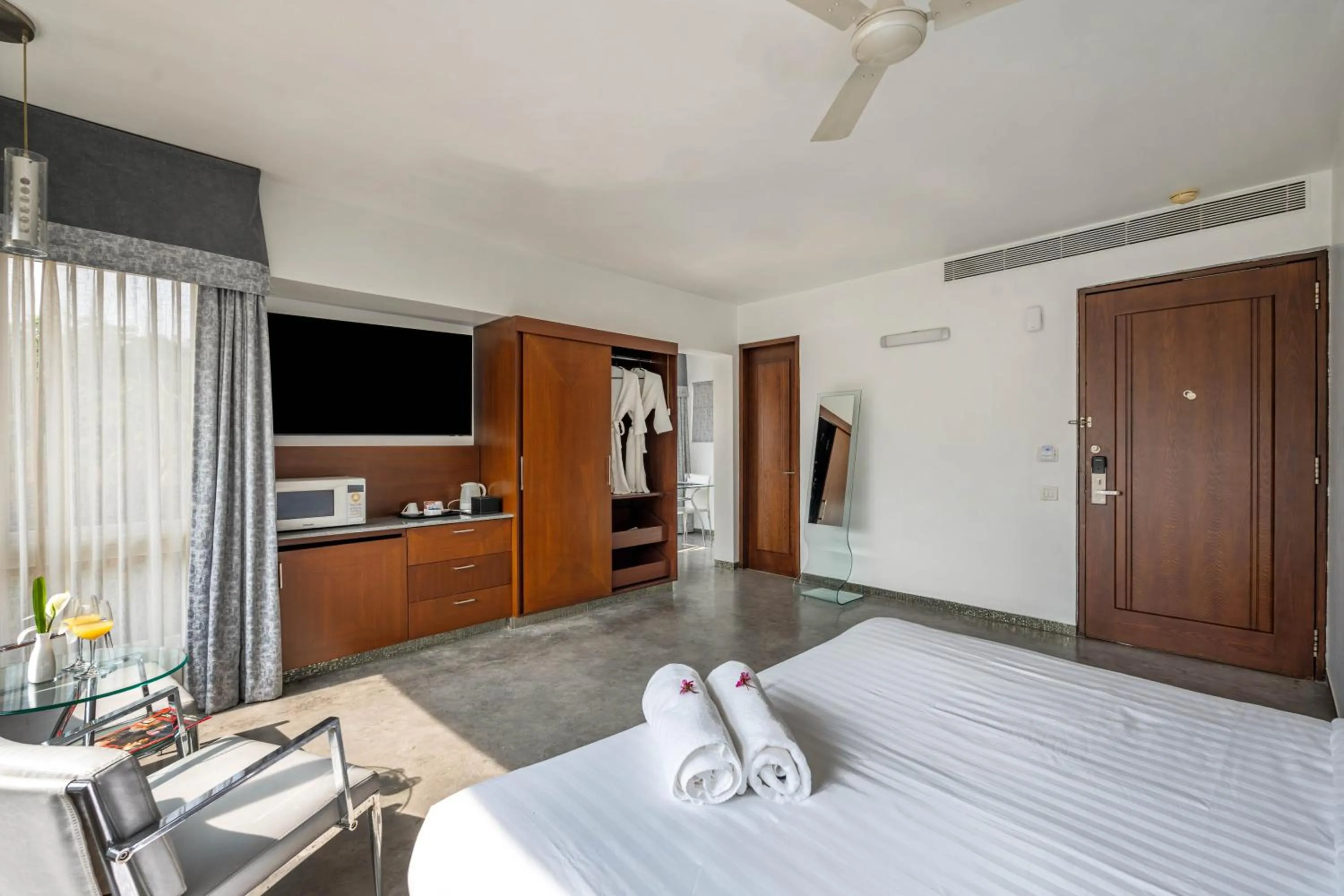 Bed in The Pentouz - A Boutique Hotel
