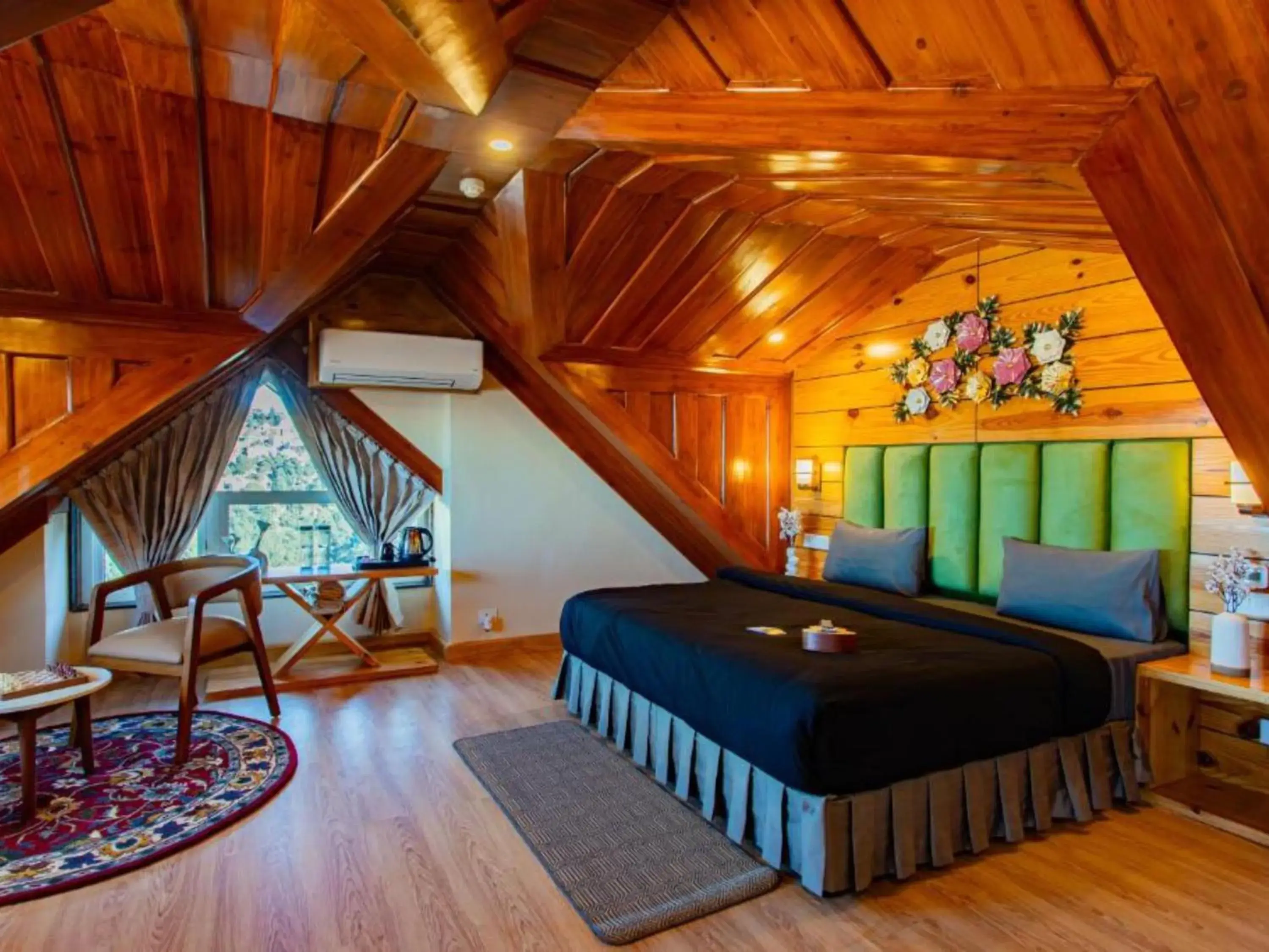 Natural landscape in The Hosteller Shimla, Valley View Natural landscape in The Hosteller Shimla, Valley View