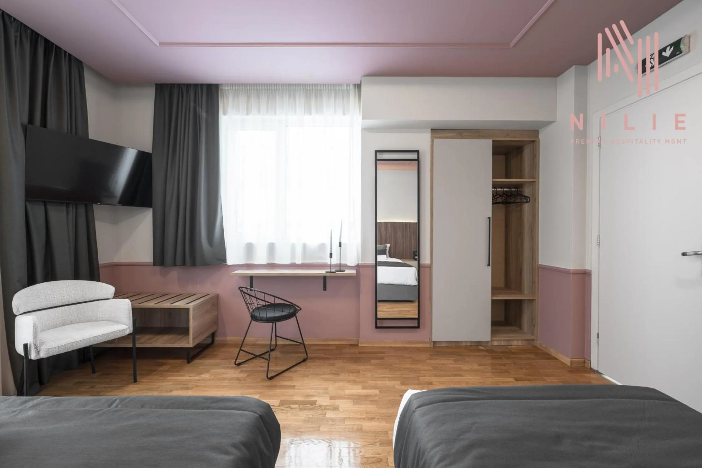 Esther Suites, Nilie Hospitality MGMT