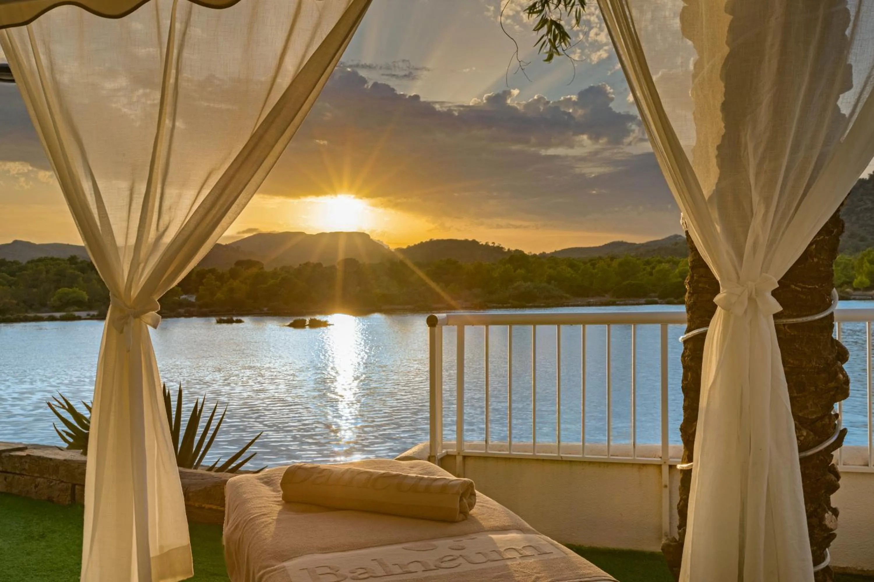 Lake view in VIVA Eden Lago