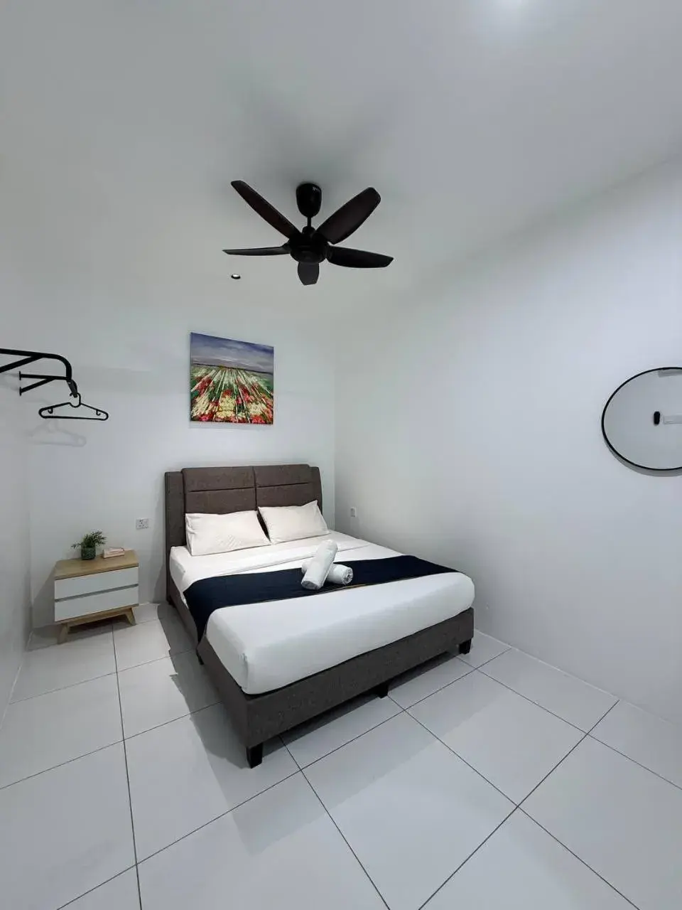 Photo of the whole room, Bed in TDOZE Hotel Photo of the whole room, Bed in TDOZE Hotel