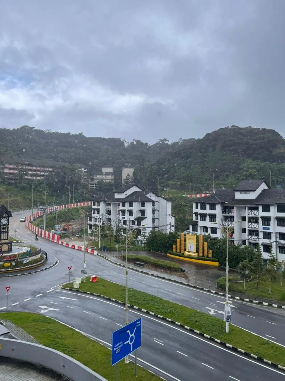 Neighbourhood in TDOZE Hotel