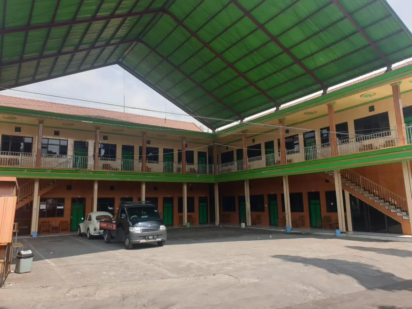 Hotel O Houstel Darma Syariah Hotel O Houstel Darma Syariah