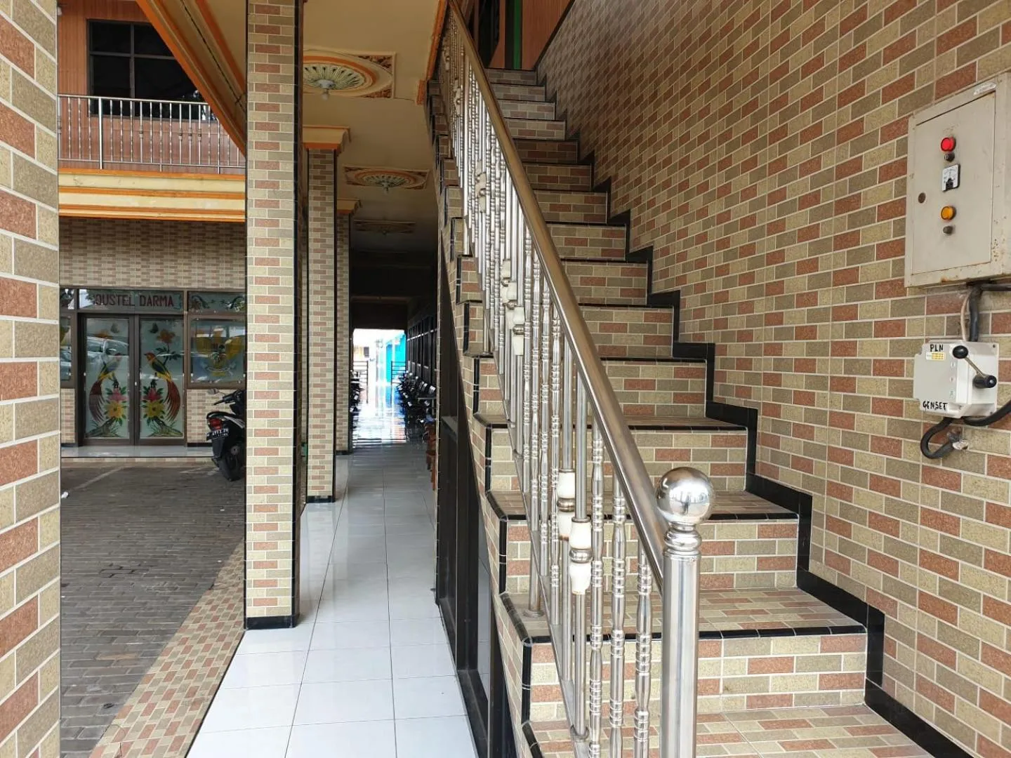 Lobby or reception in Hotel O Houstel Darma Syariah