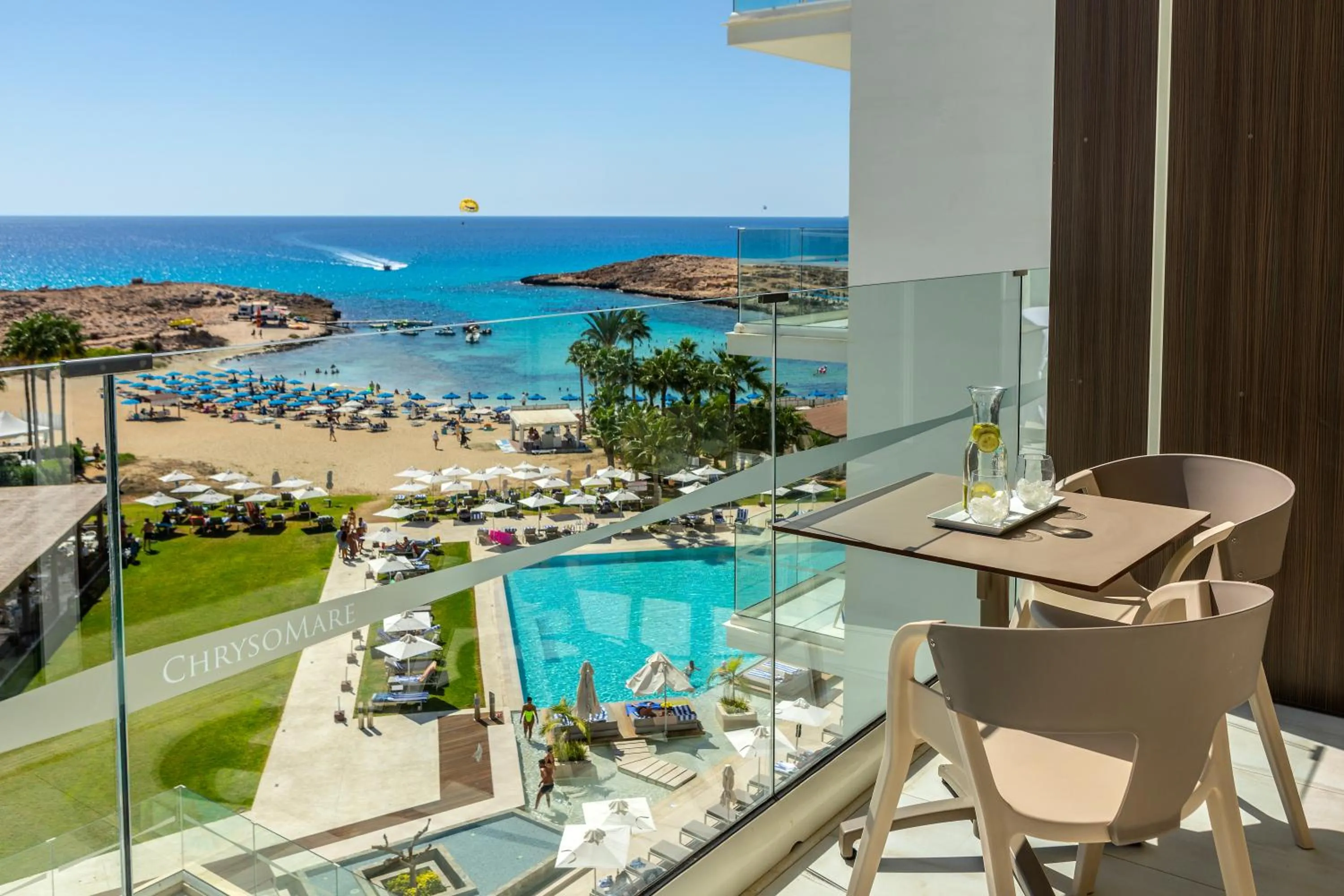 The HEALTHY Stay-Padel, Pool&Fitness