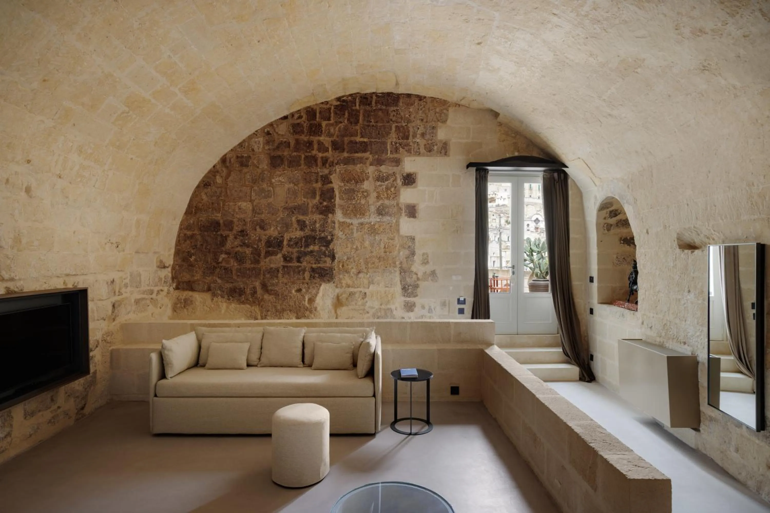 TV and multimedia in Vetera Matera