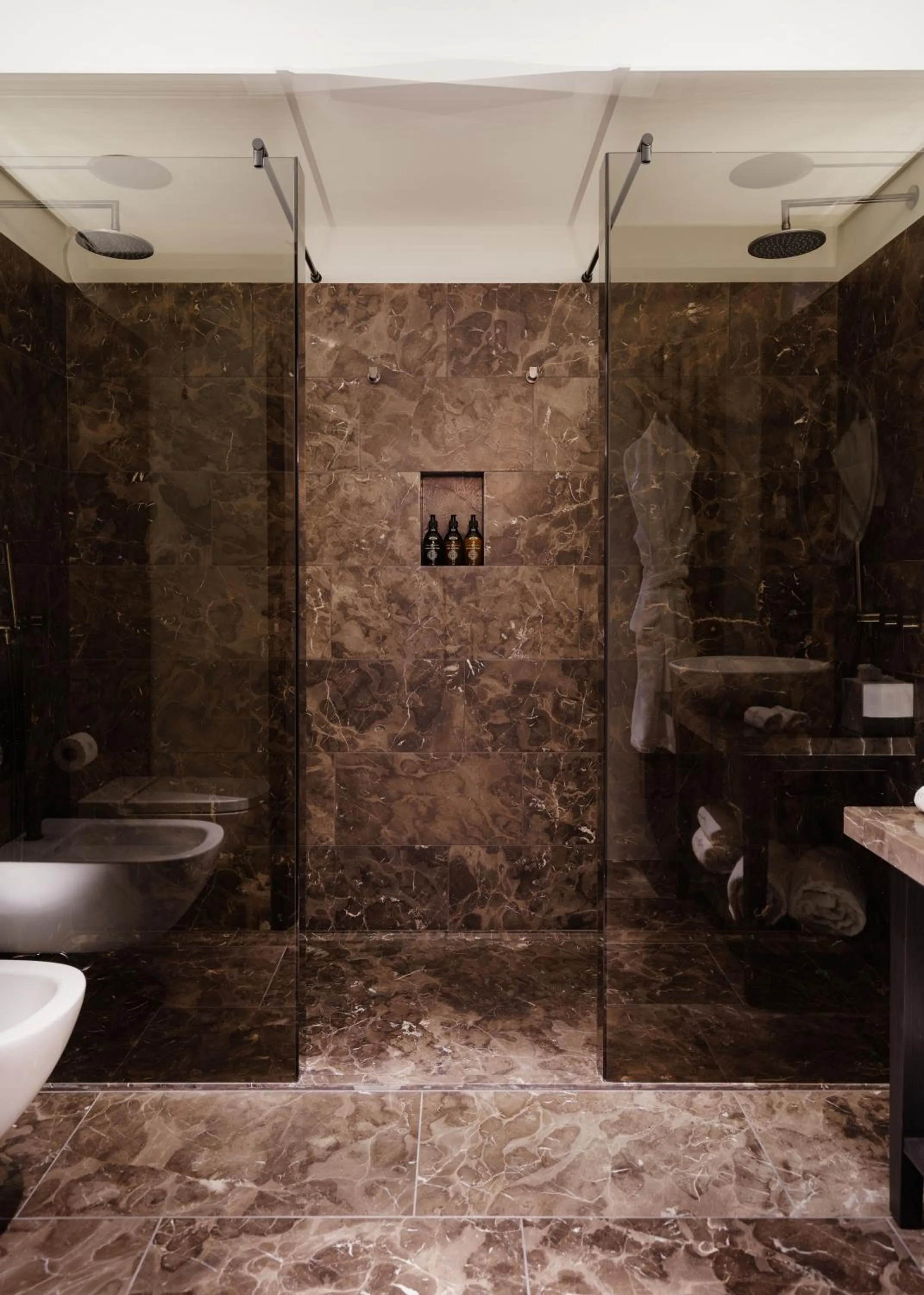 Shower in Vetera Matera