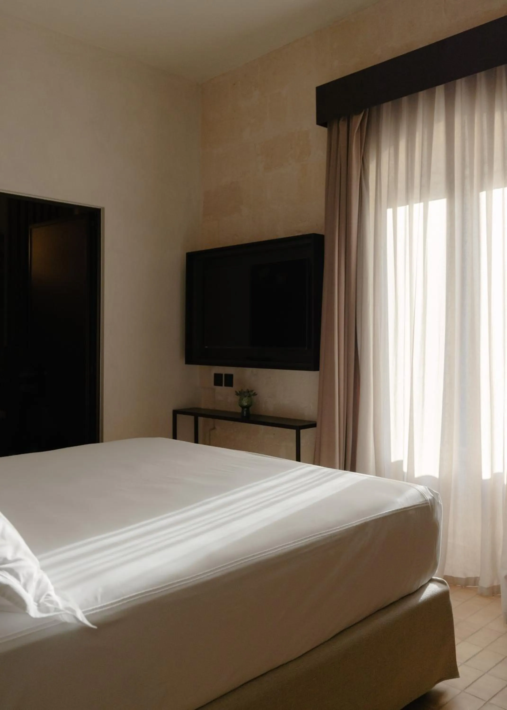 TV and multimedia, Bed in Vetera Matera