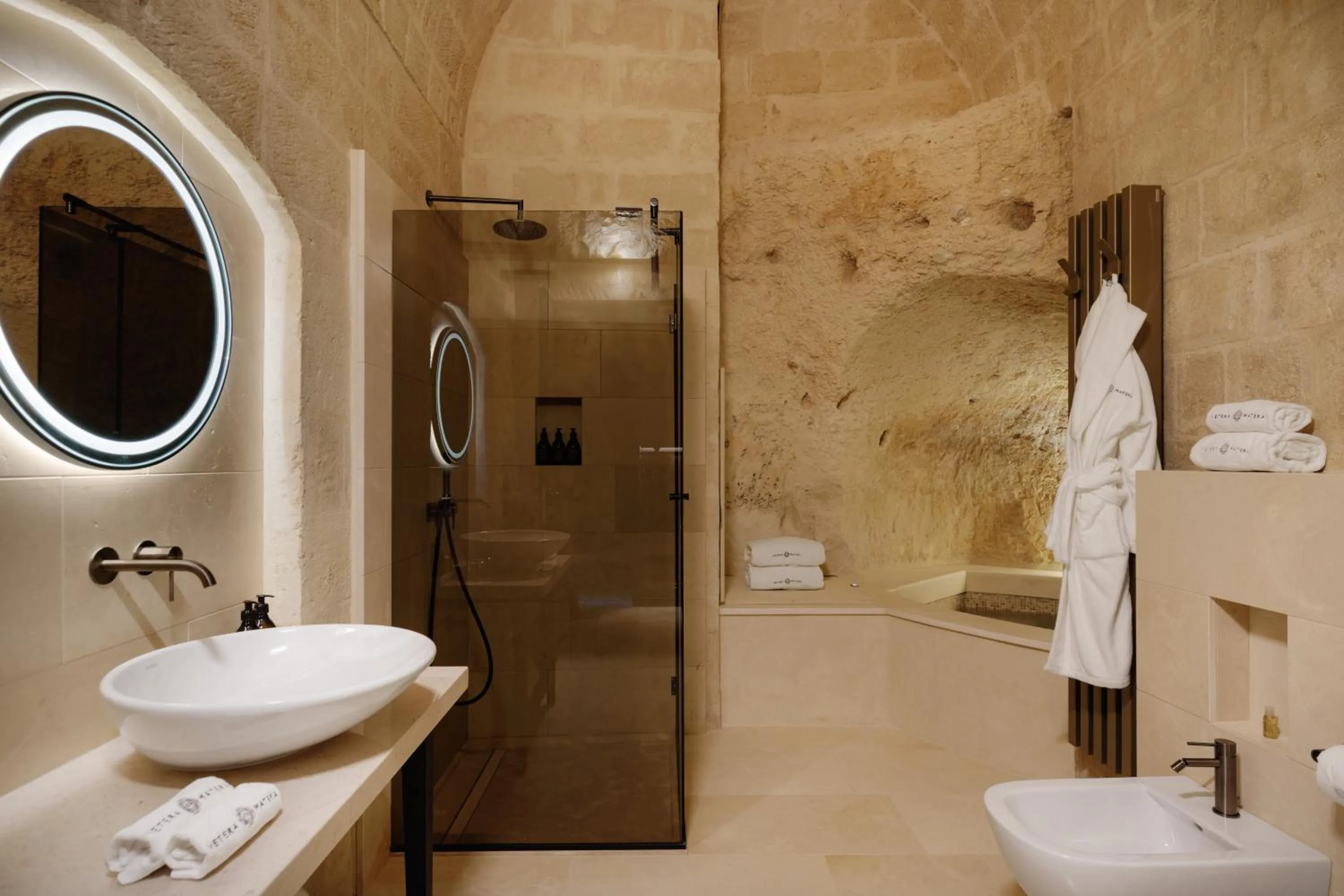 Shower in Vetera Matera