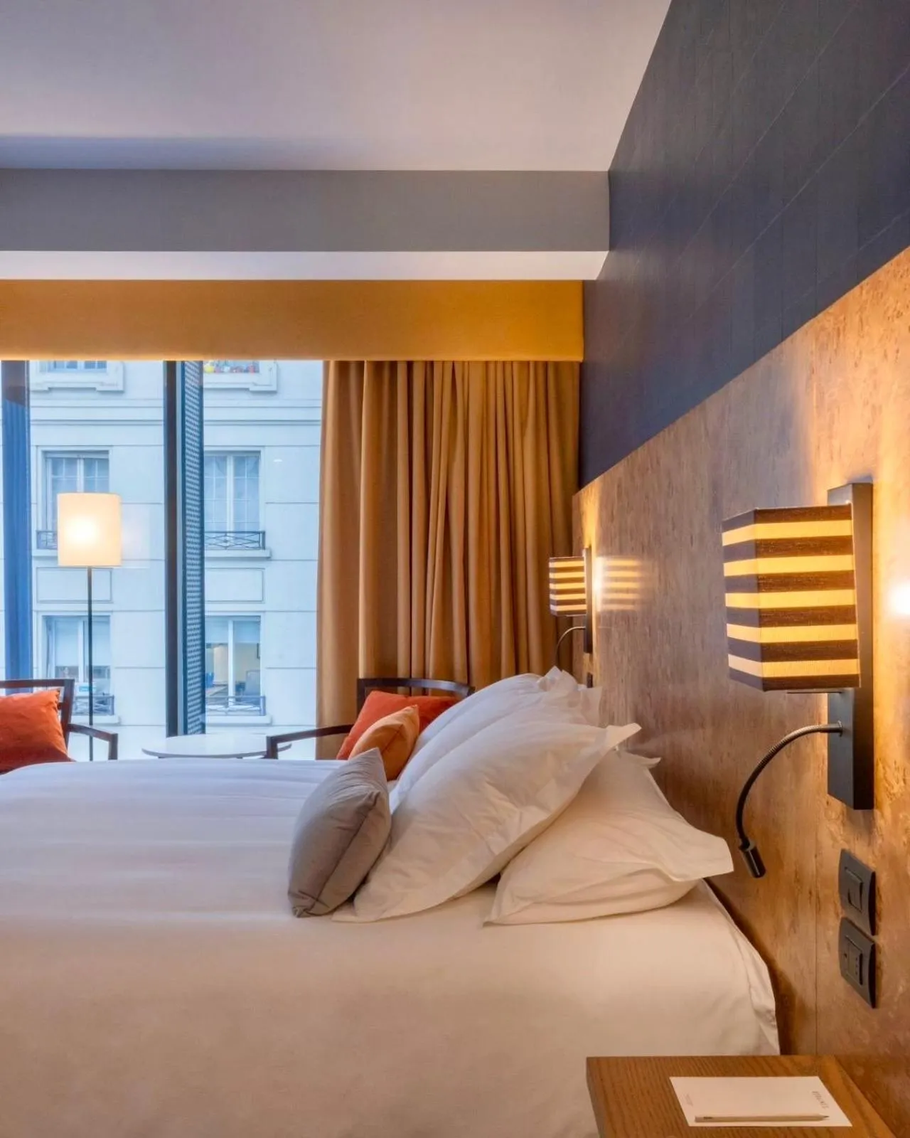 View (from property/room), Bed in Debaines Hotel Santiago