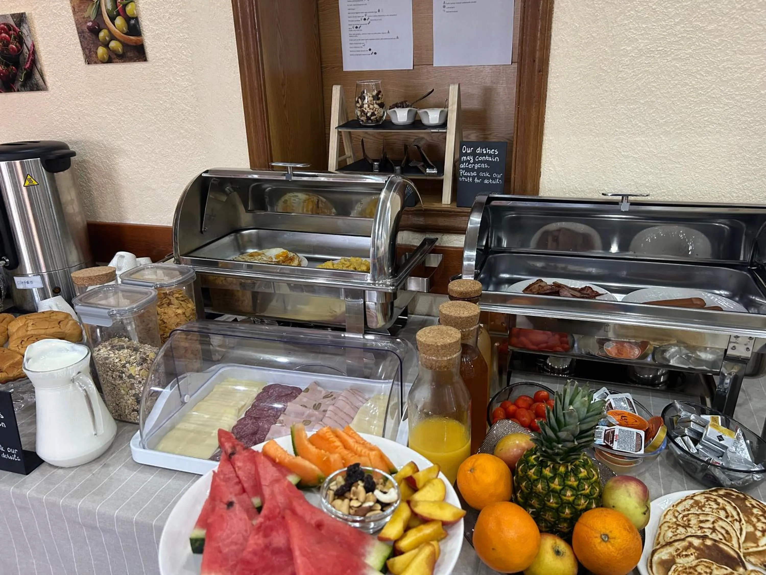 Food in Artena Hotel