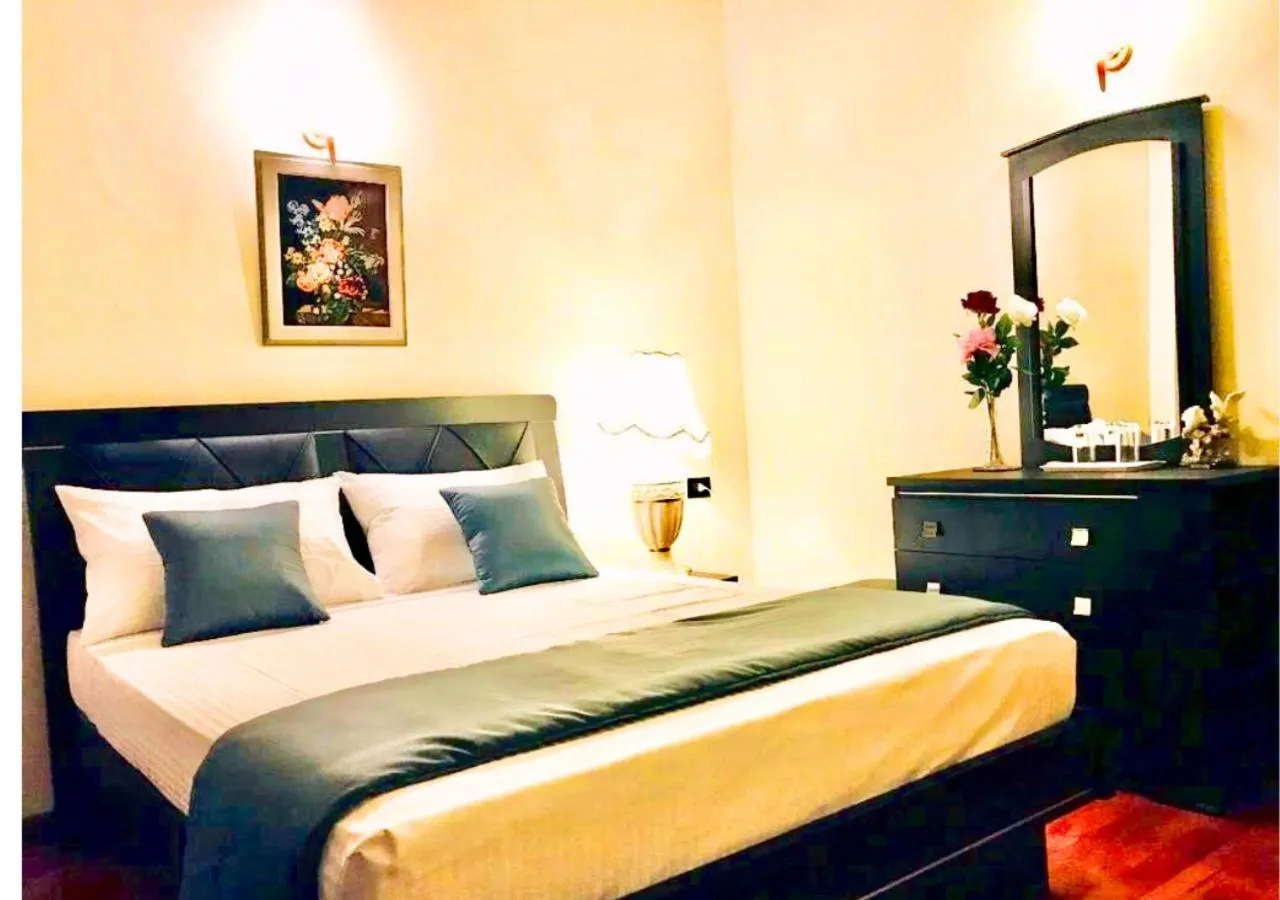Bed in Ama Villa Negombo
