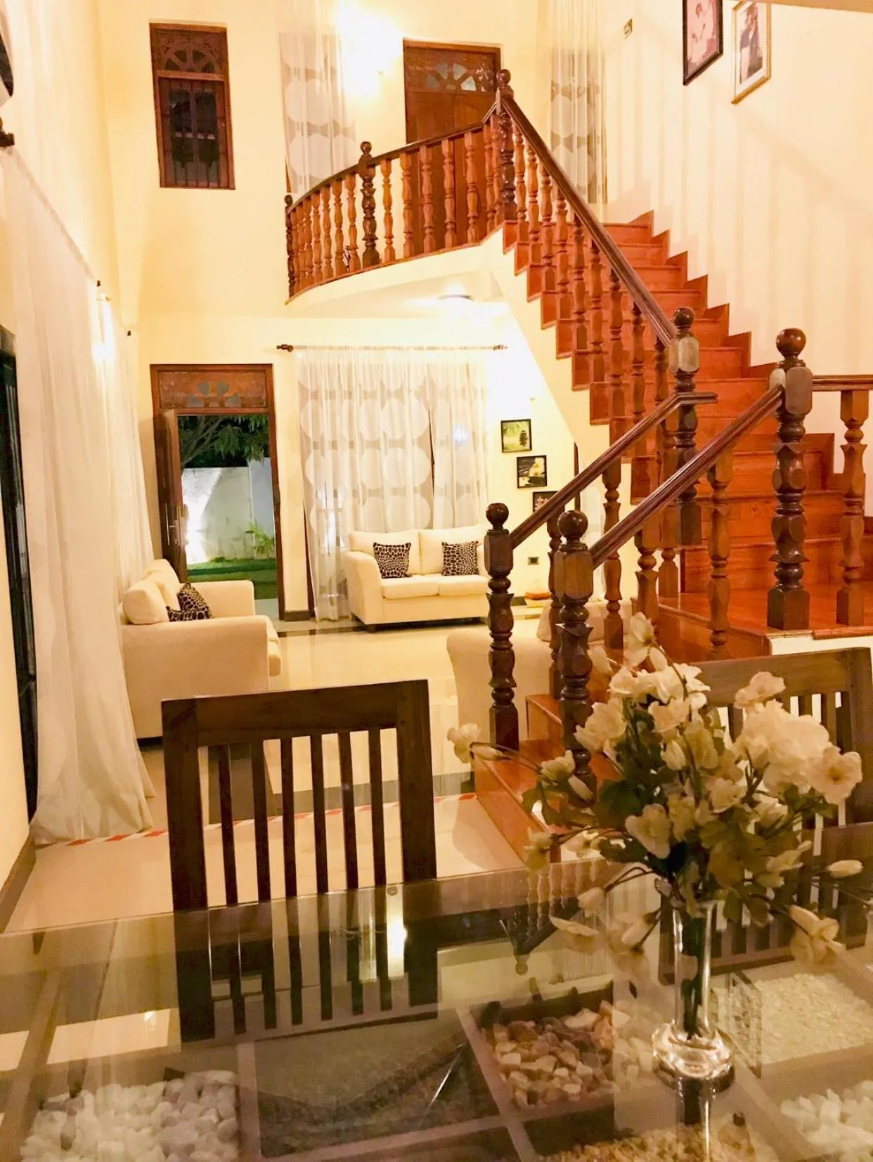 Seating area in Ama Villa Negombo
