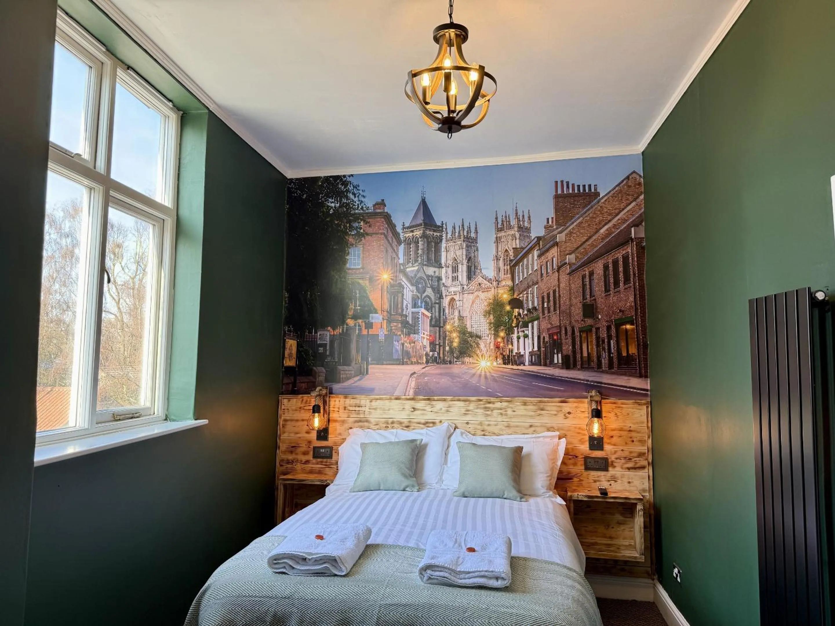 Bedroom, Bed in The Crescent Guest House