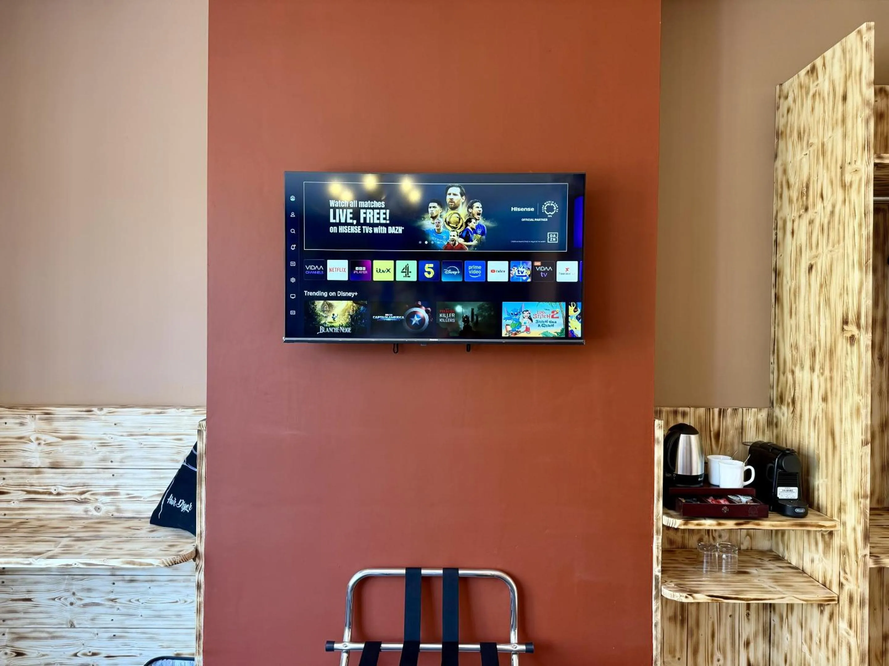 Bedroom in The Crescent Guest House