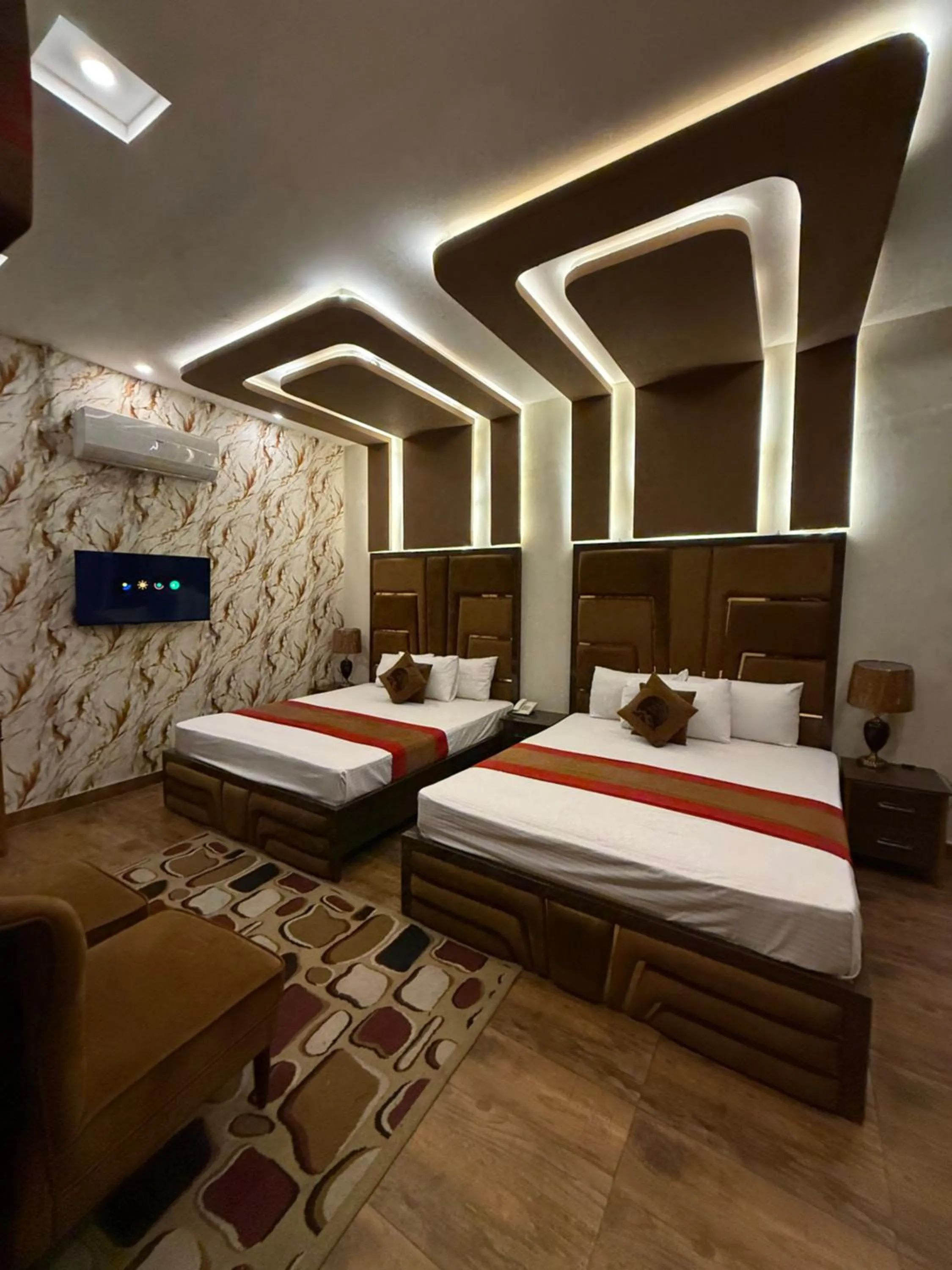 Gulberg Inn Hotel Lahore