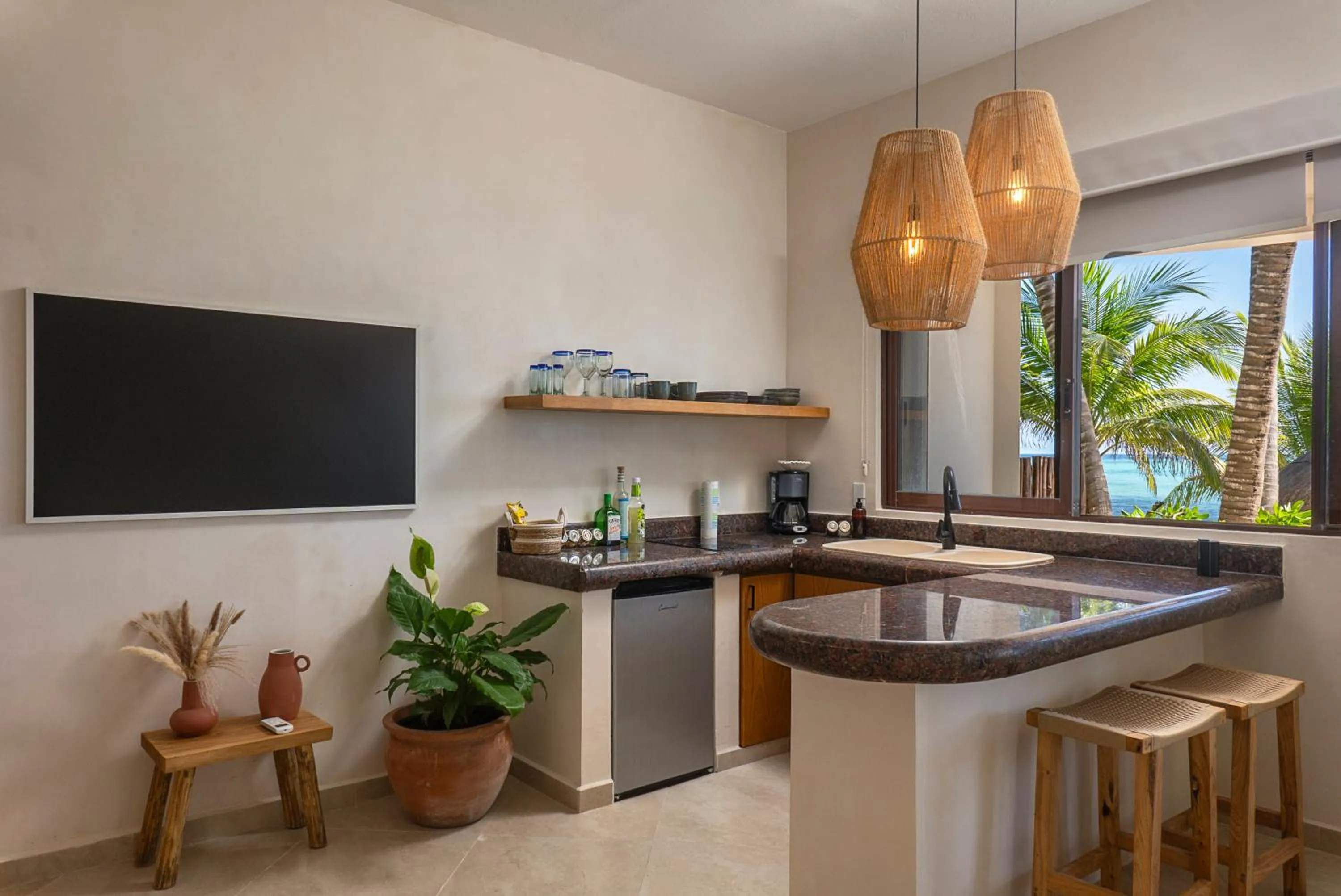 TV and multimedia in Mantaray Tulum