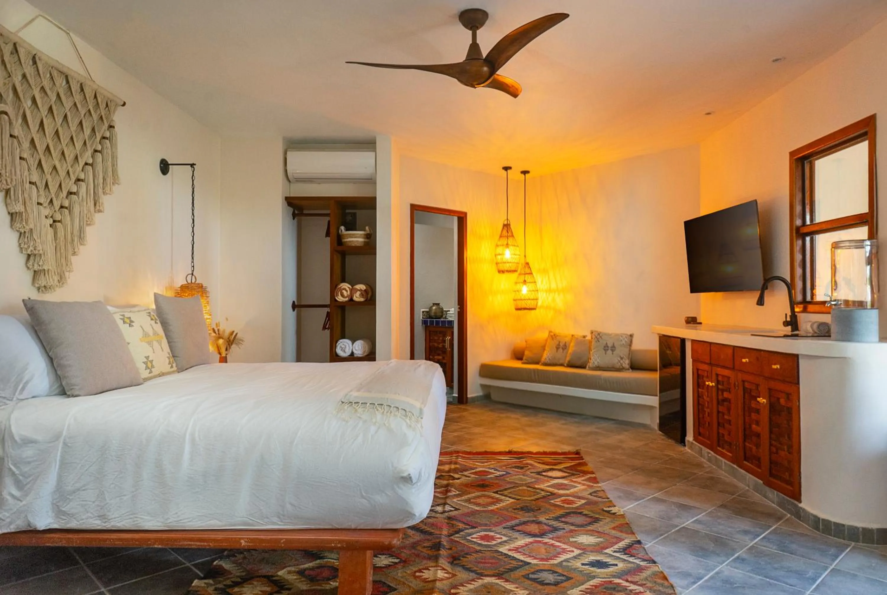 Bed in Mantaray Tulum