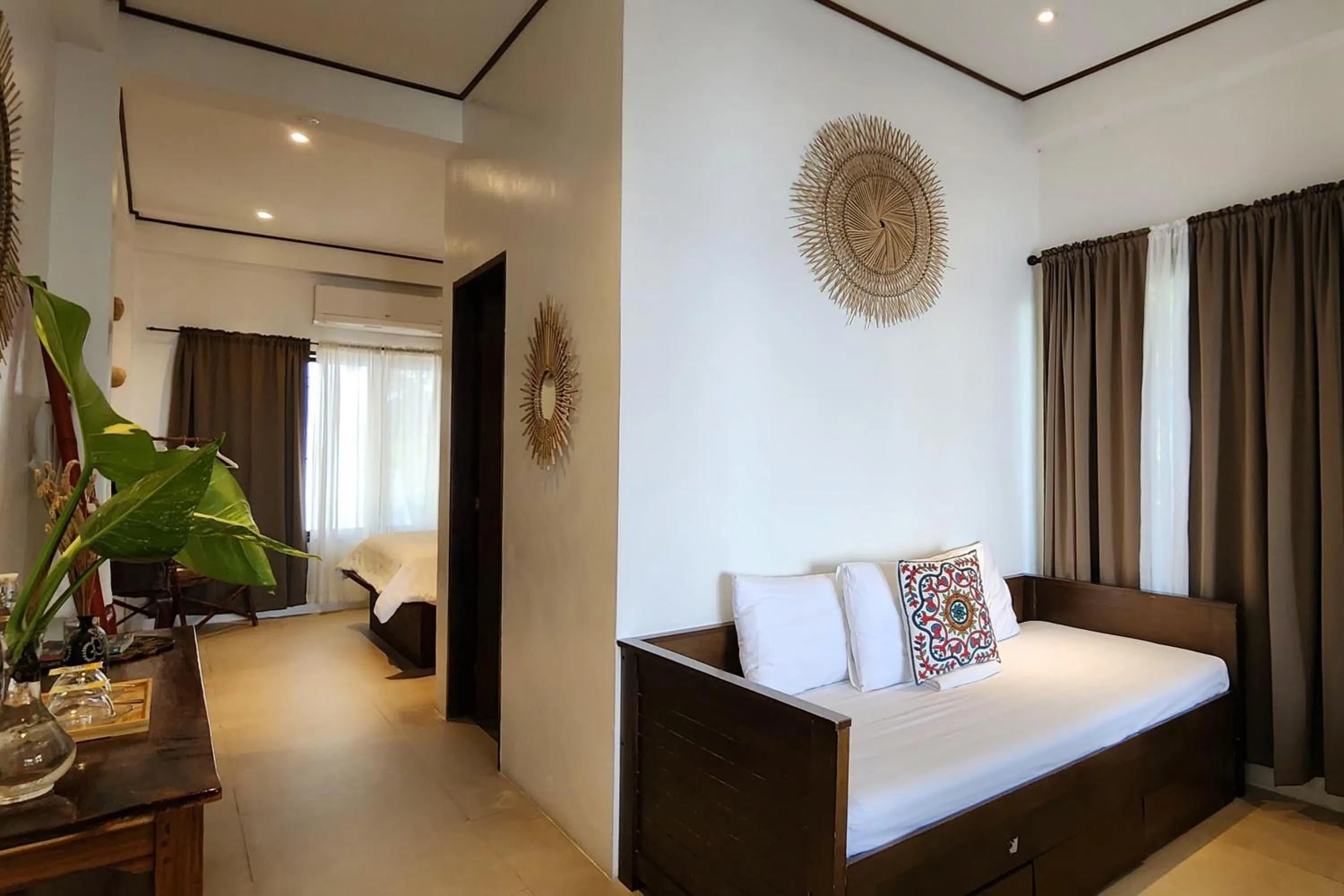 Bed in Sirom Beach House