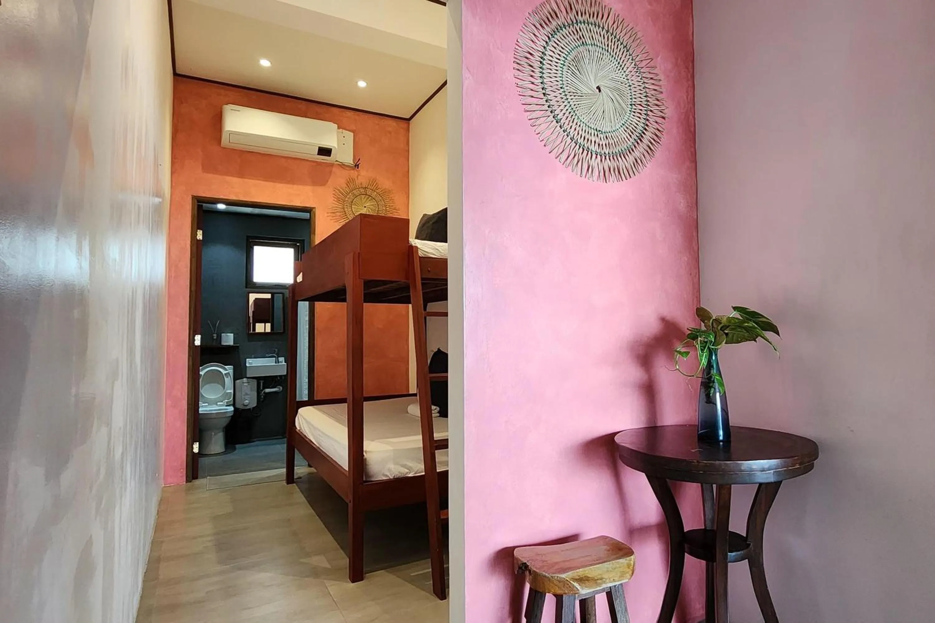 Bedroom, Bed in Sirom Beach House