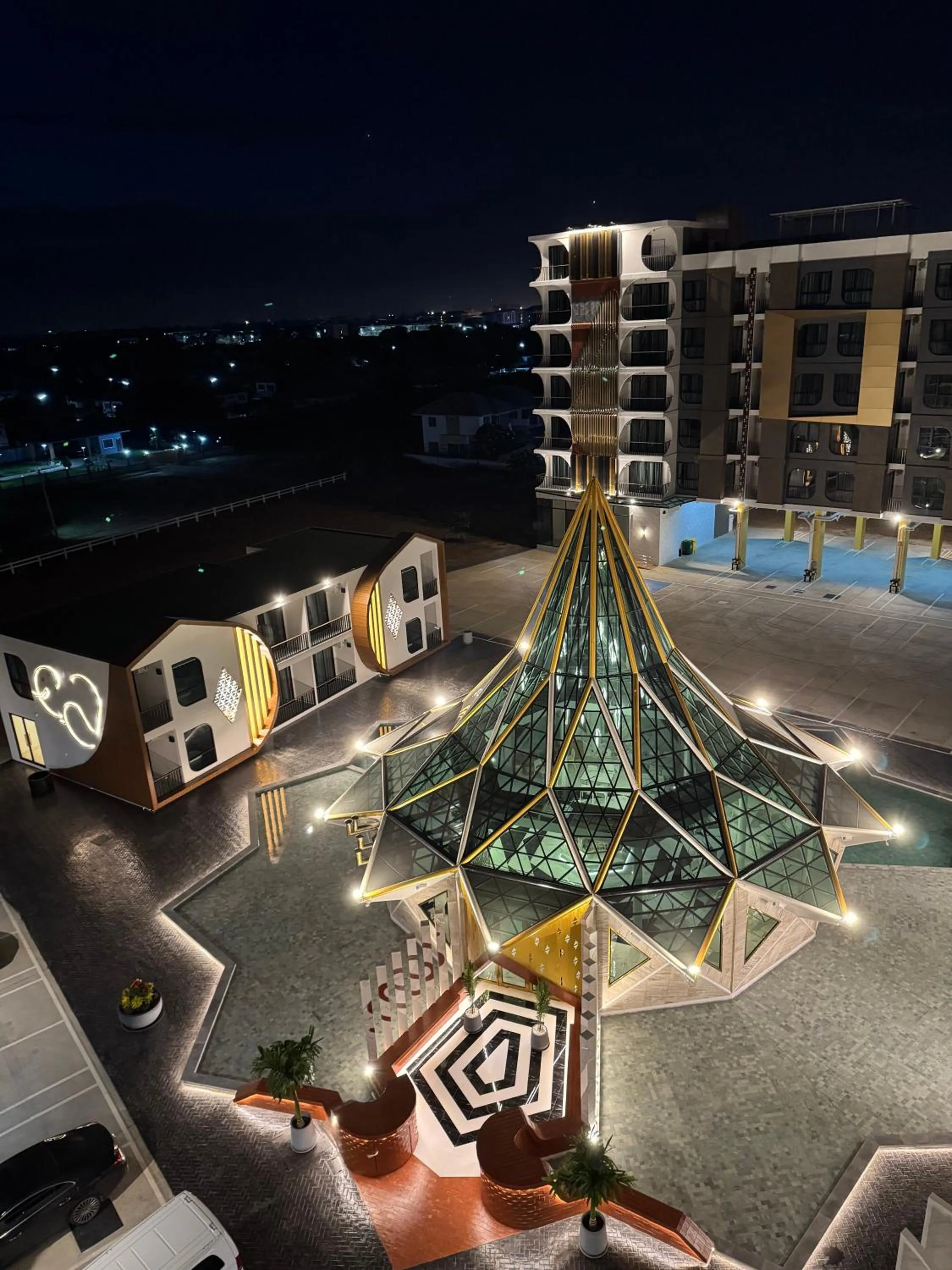 Night in S3 Ayutthaya Hotel