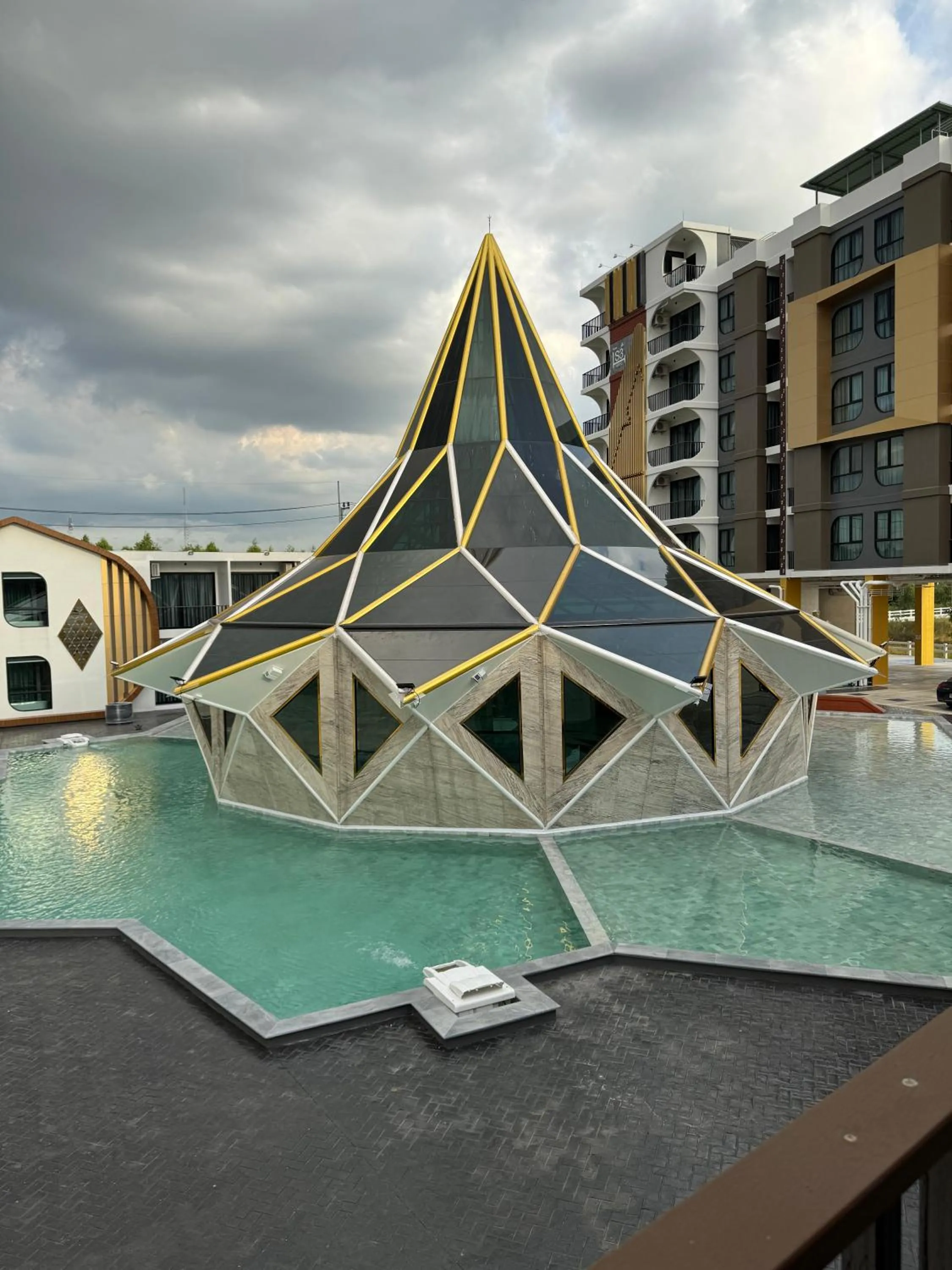 Day in S3 Ayutthaya Hotel