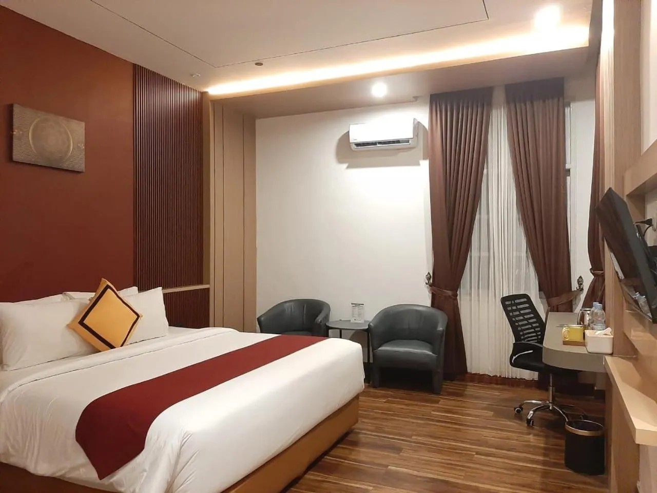 TV and multimedia, Bed in Parkside Meuligoe Hotel