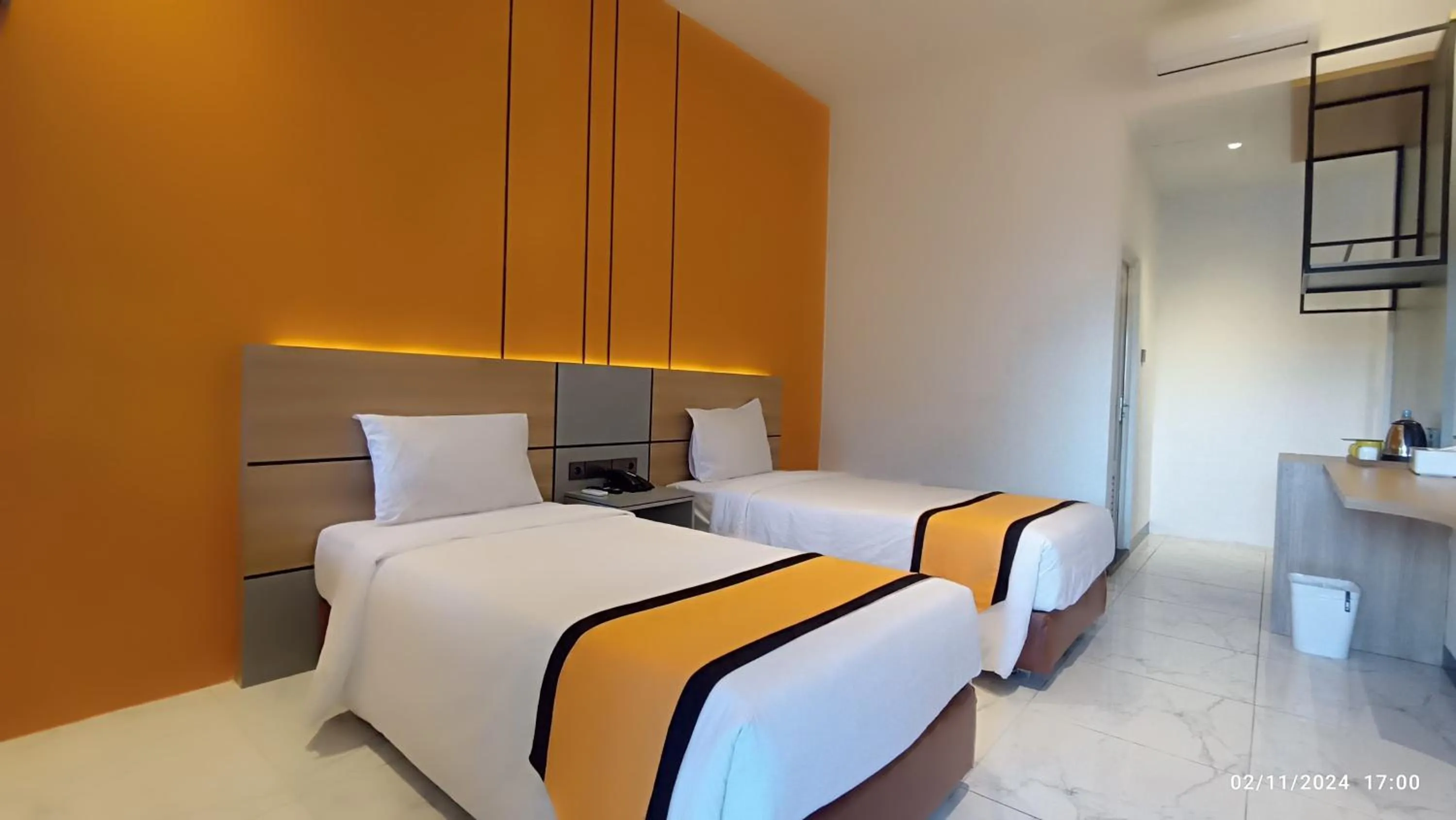 Bed in Parkside Meuligoe Hotel