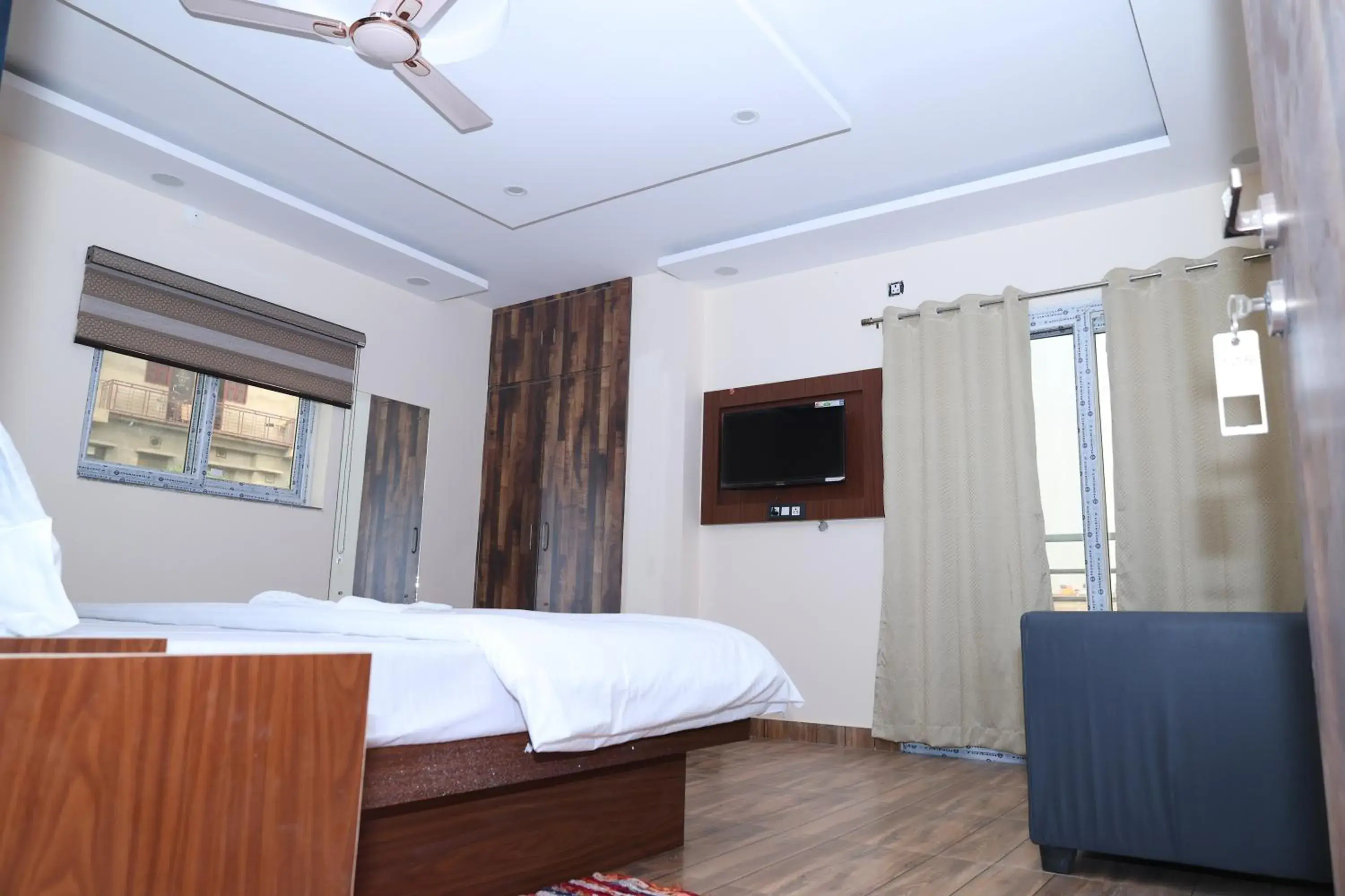 Bed in Hotel Siddhi Residency 200 meter from Aiims Bed in Hotel Siddhi Residency 200 meter from Aiims