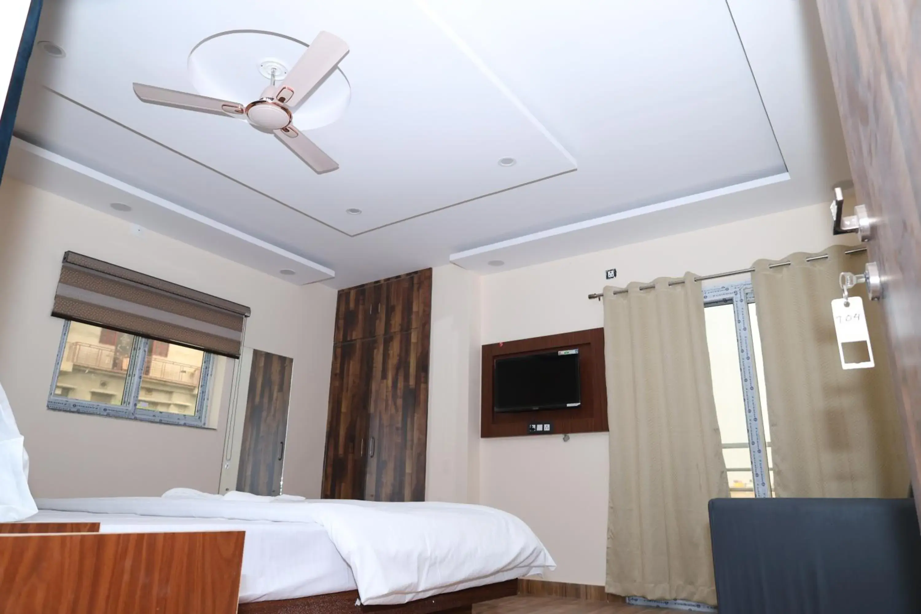 Bed in Hotel Siddhi Residency 200 meter from Aiims Bed in Hotel Siddhi Residency 200 meter from Aiims