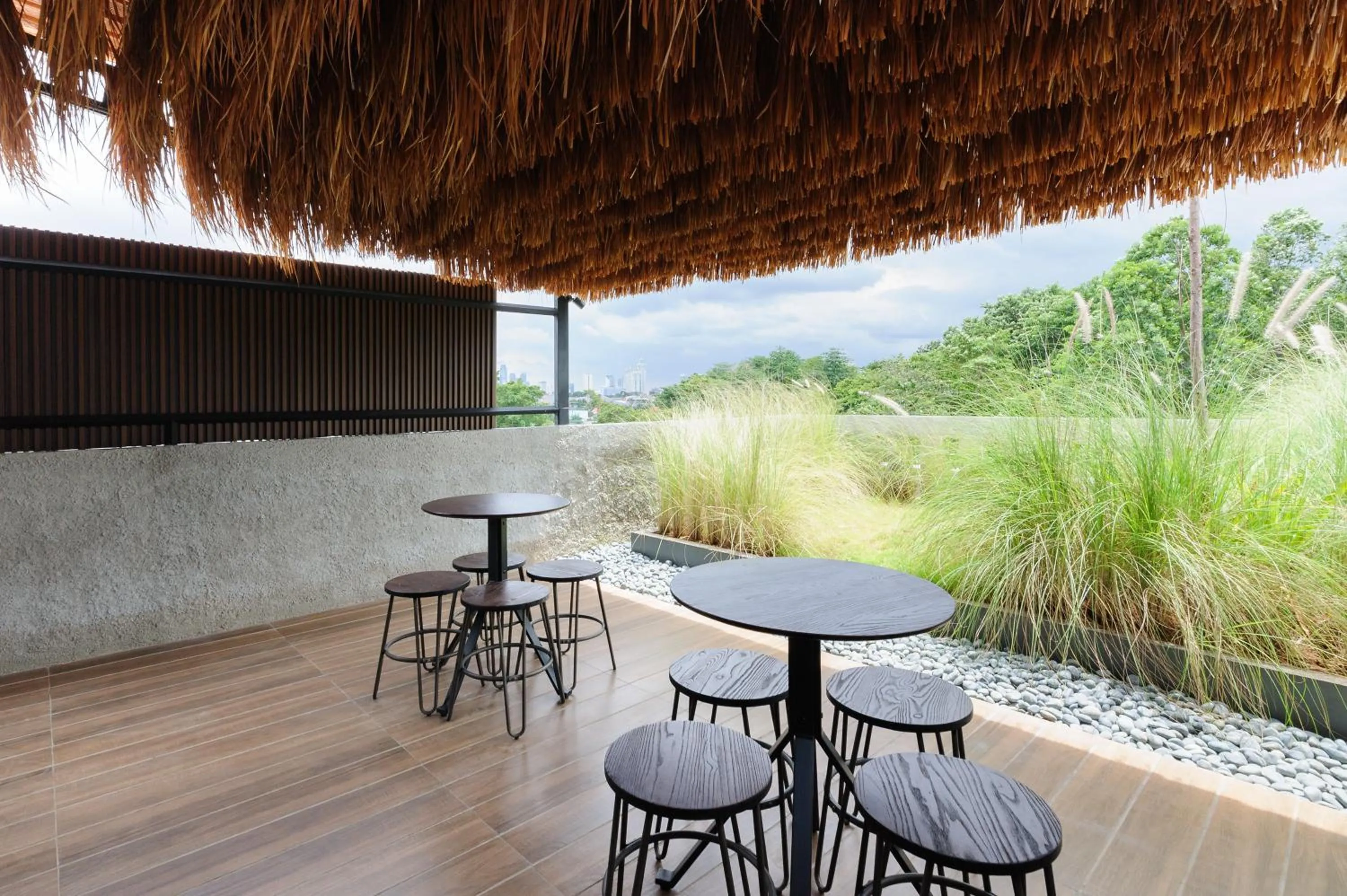 Seating area in Urbanview Syariah Kost D33 Hutan Kota Srengseng