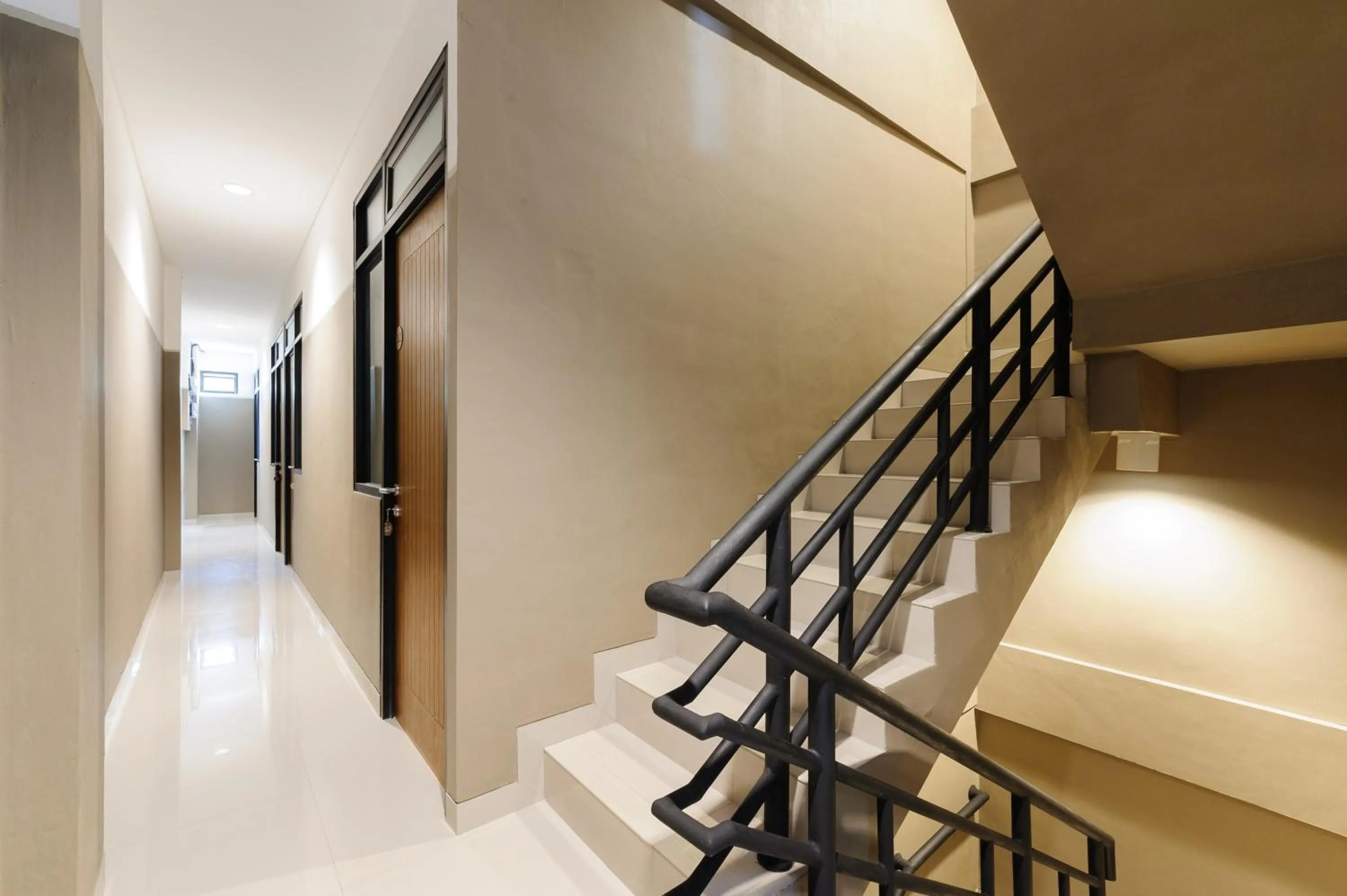 Property building in Urbanview Syariah Kost D33 Hutan Kota Srengseng