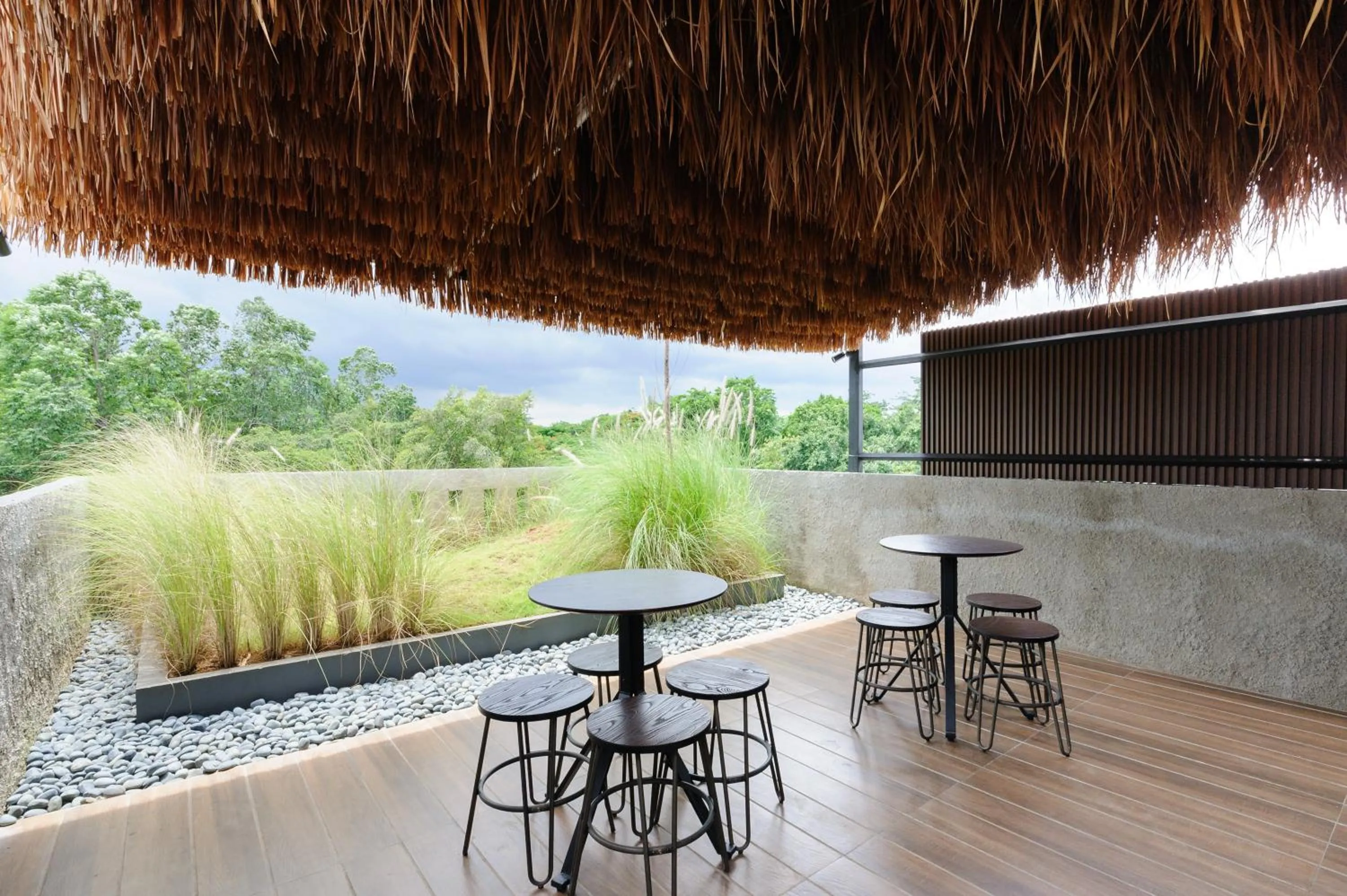 Seating area in Urbanview Syariah Kost D33 Hutan Kota Srengseng