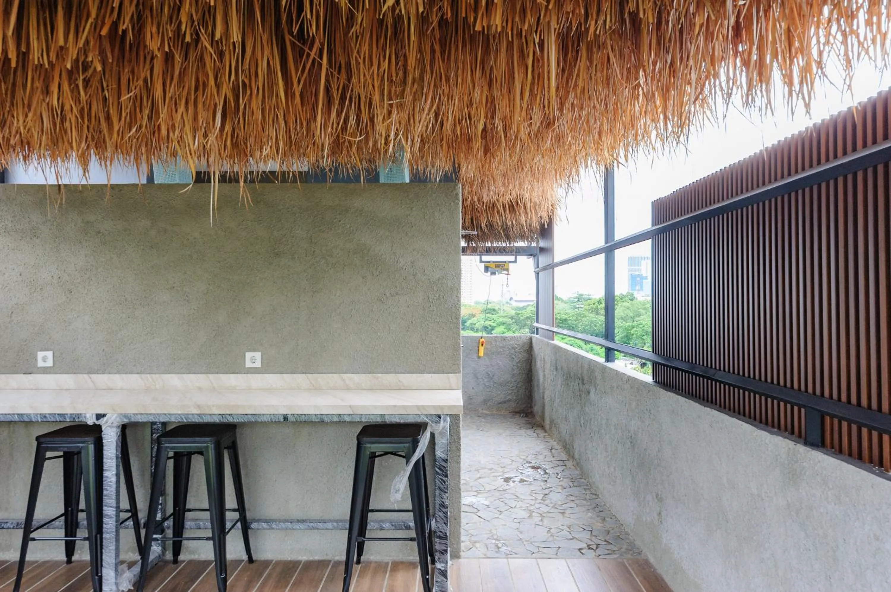 Seating area in Urbanview Syariah Kost D33 Hutan Kota Srengseng